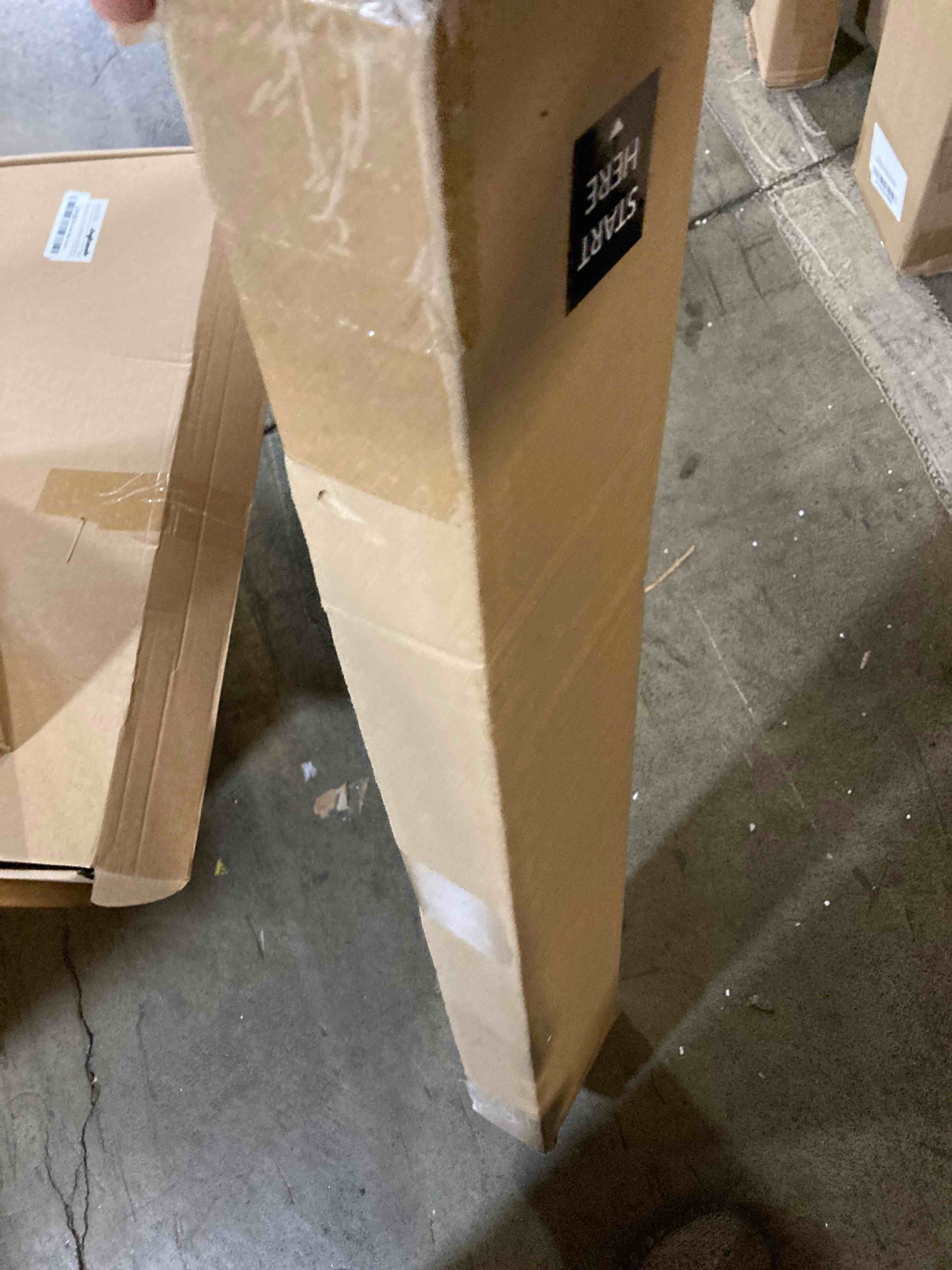 https://s3.amazonaws.com/lotting-images-prod/phillipi/GRN4776599_1715873354421.jpeg