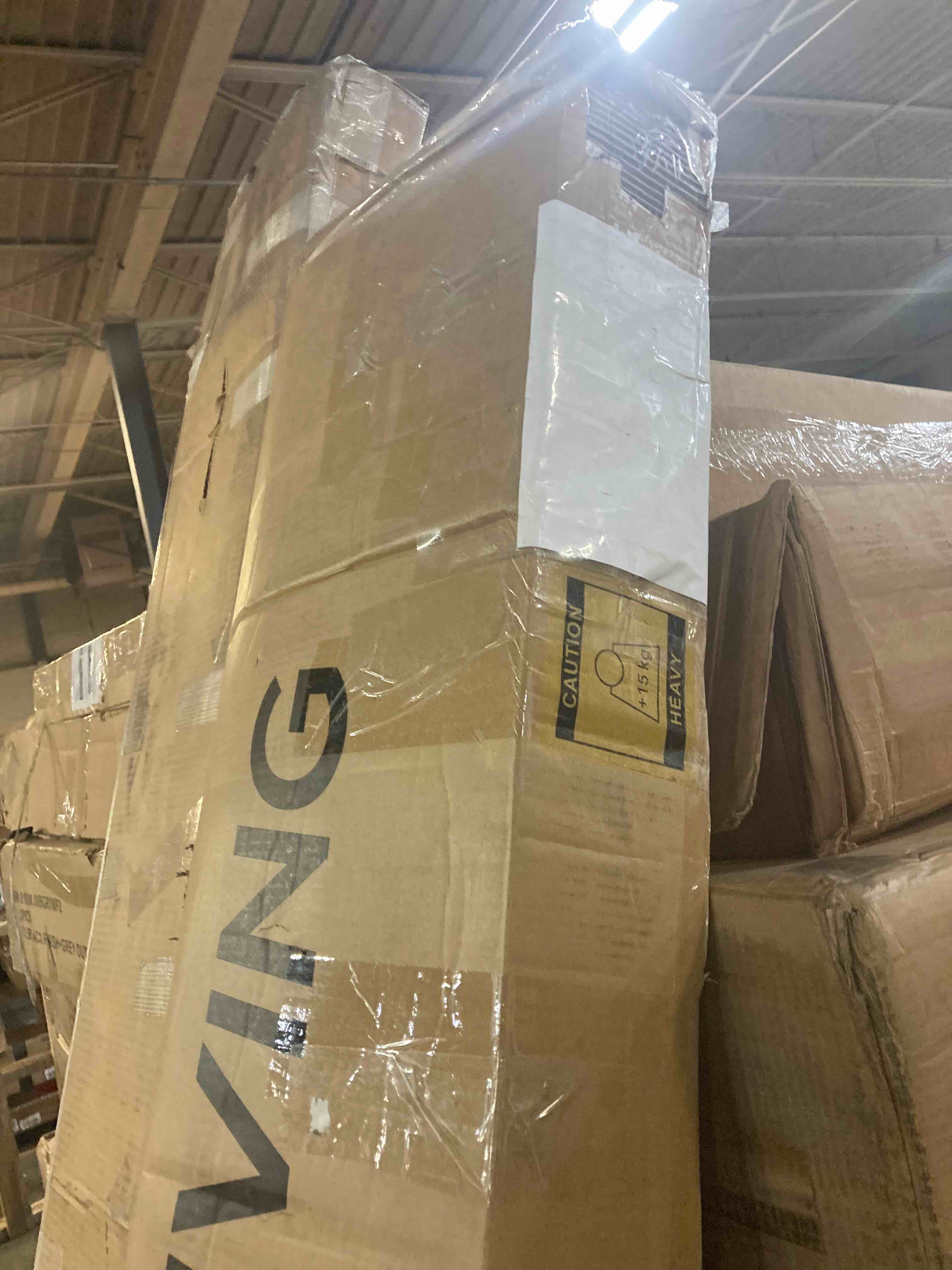 https://s3.amazonaws.com/lotting-images-prod/phillipi/GRN4777319_1717680443396.jpeg