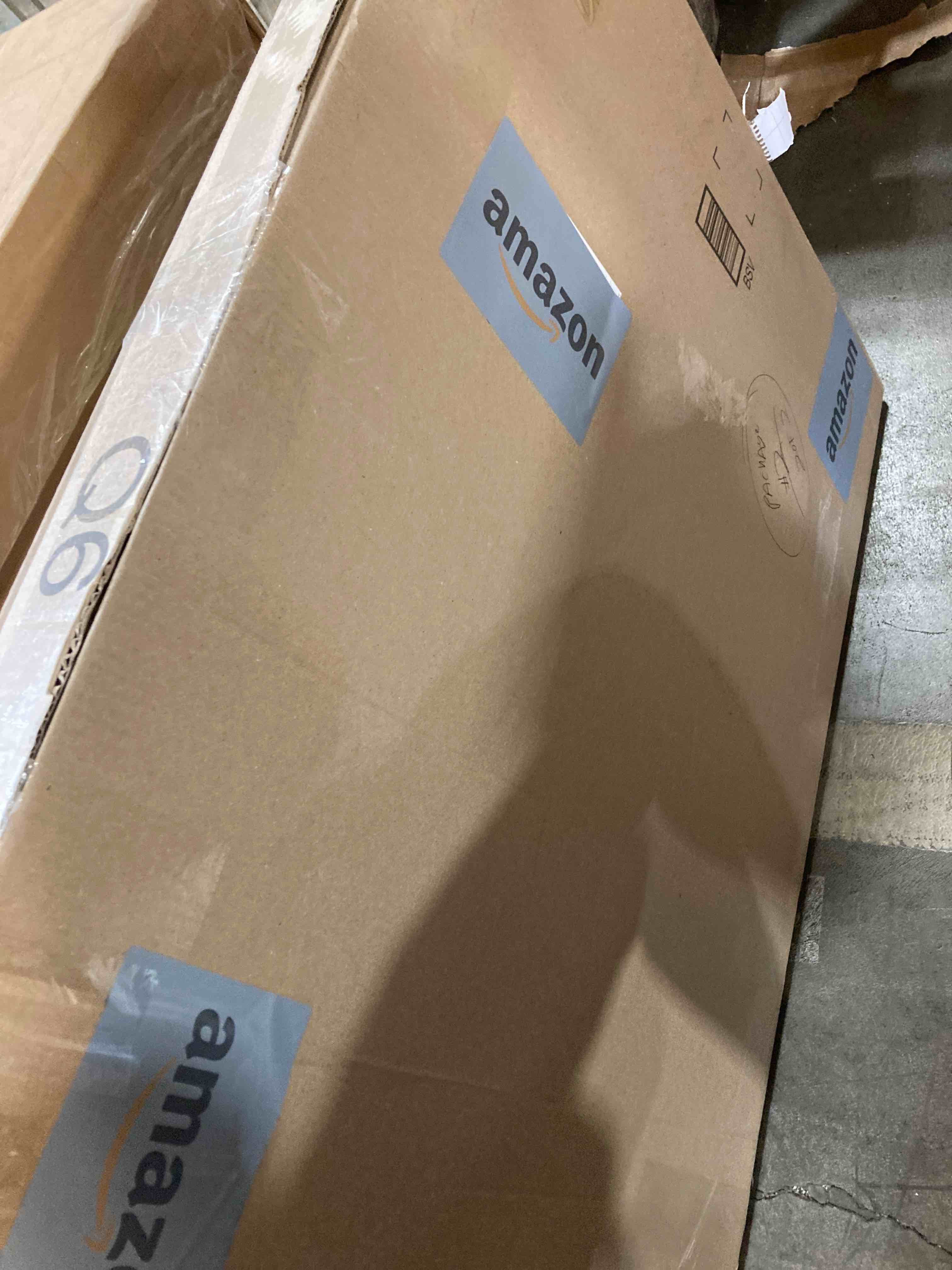 https://s3.amazonaws.com/lotting-images-prod/phillipi/GRN4777629_1718377070662.jpeg