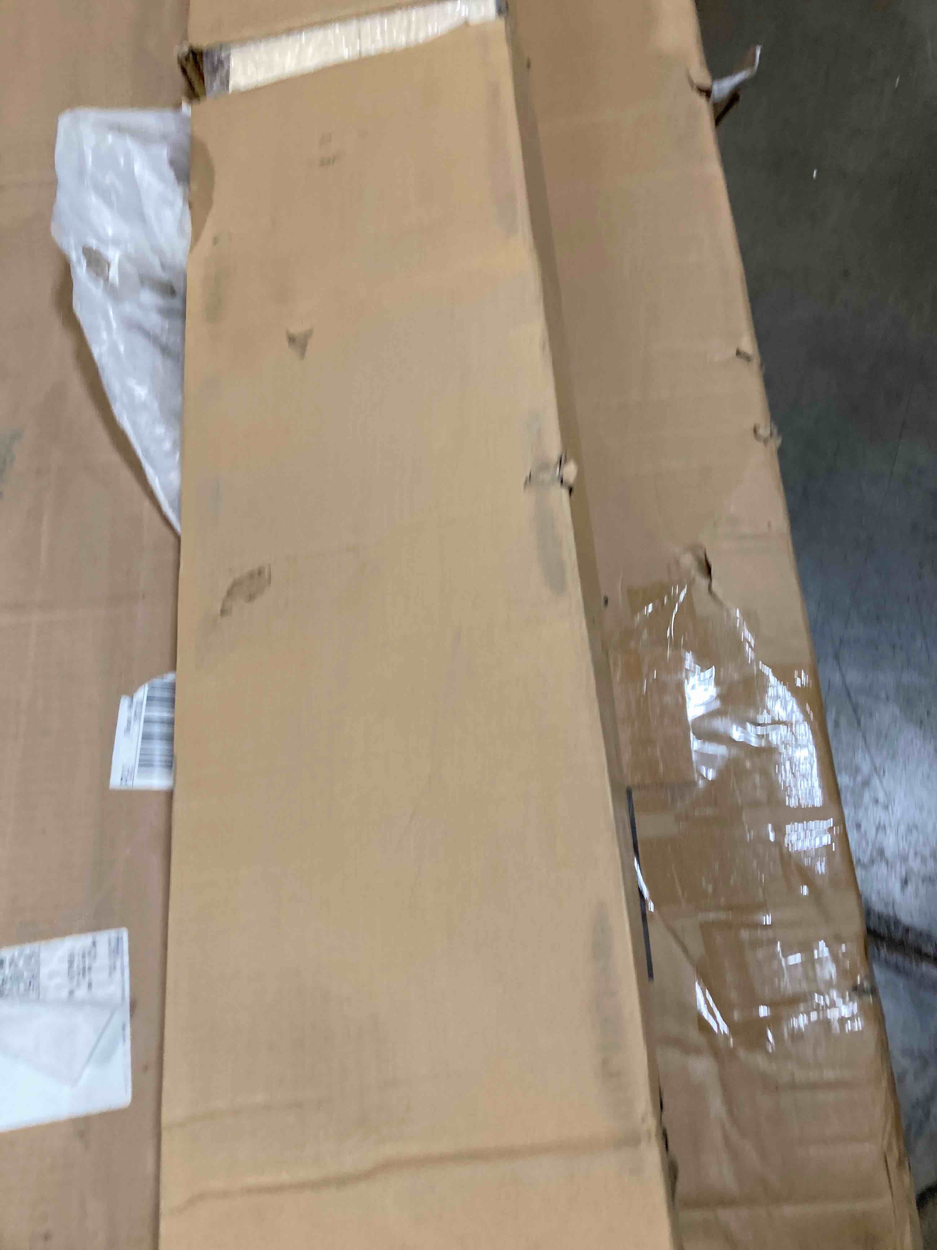 https://s3.amazonaws.com/lotting-images-prod/phillipi/GRN4777640_1718379023015.jpeg