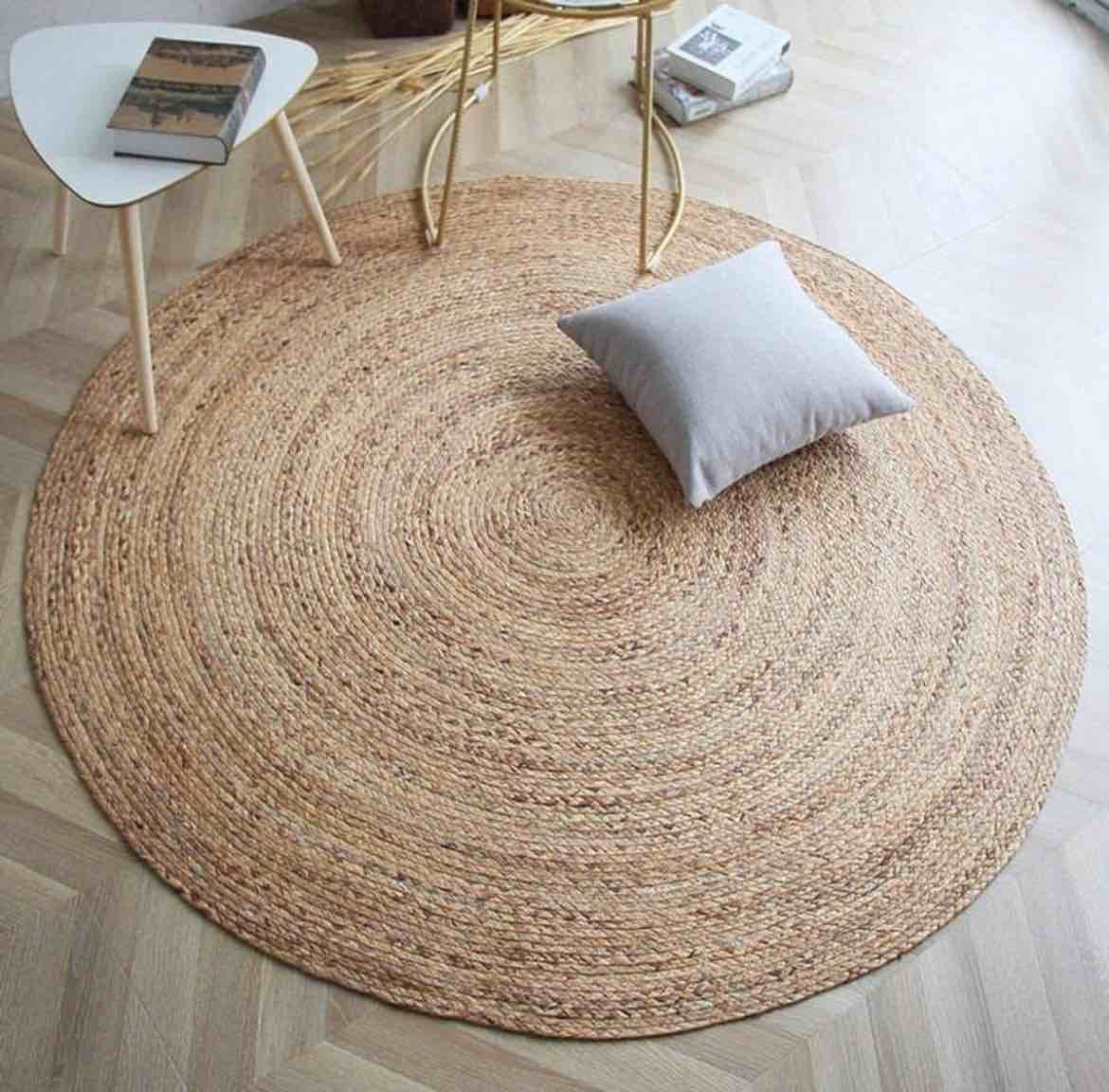 FRELISH DECOR Handwoven Jute Area Rug - 6 feet Round - Natural Yarn - Rustic Vintage Beige Braided Reversible Rug - Eco Friendly Rugs for Bedroom - Kitchen - Living Room - Farmhouse (6' Round)
