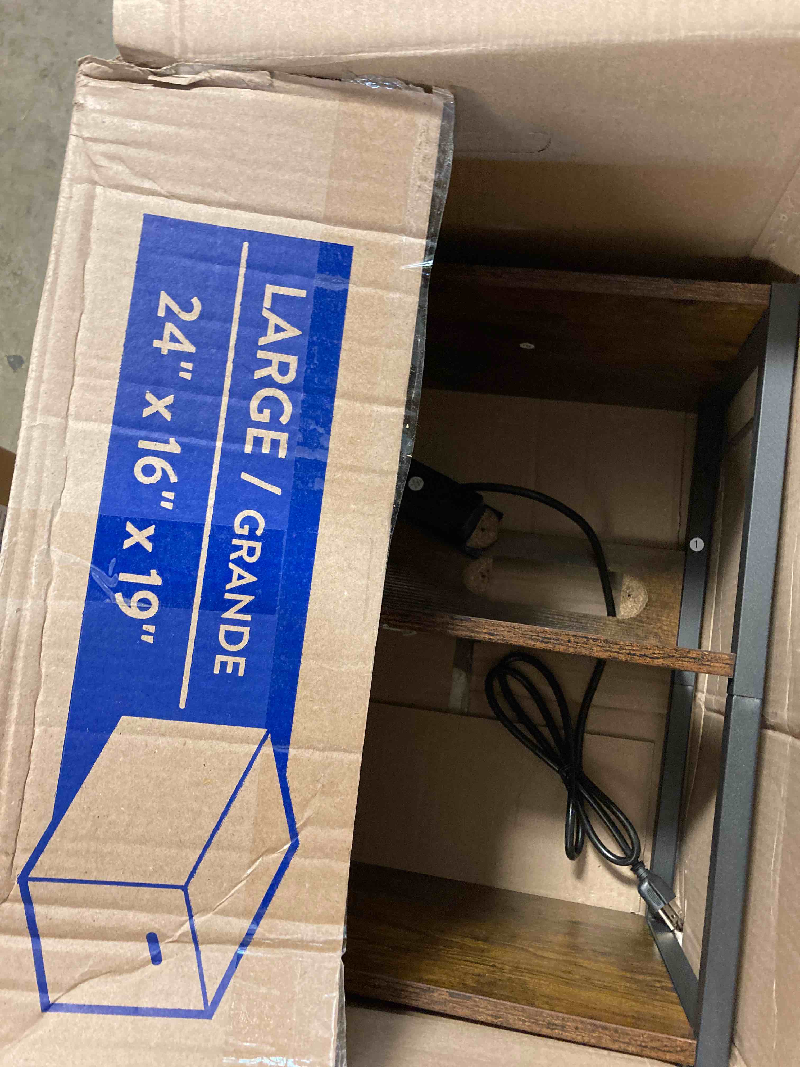 https://s3.amazonaws.com/lotting-images-prod/phillipi/GRN4788097_1695137944914.jpeg