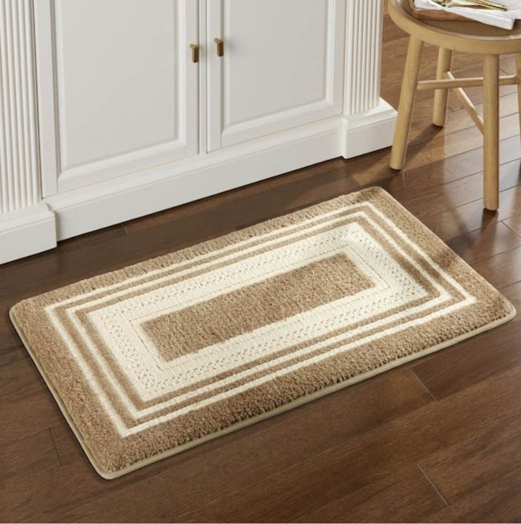 Montclair 19.7 x 31.5in decorative kitchen mat beige