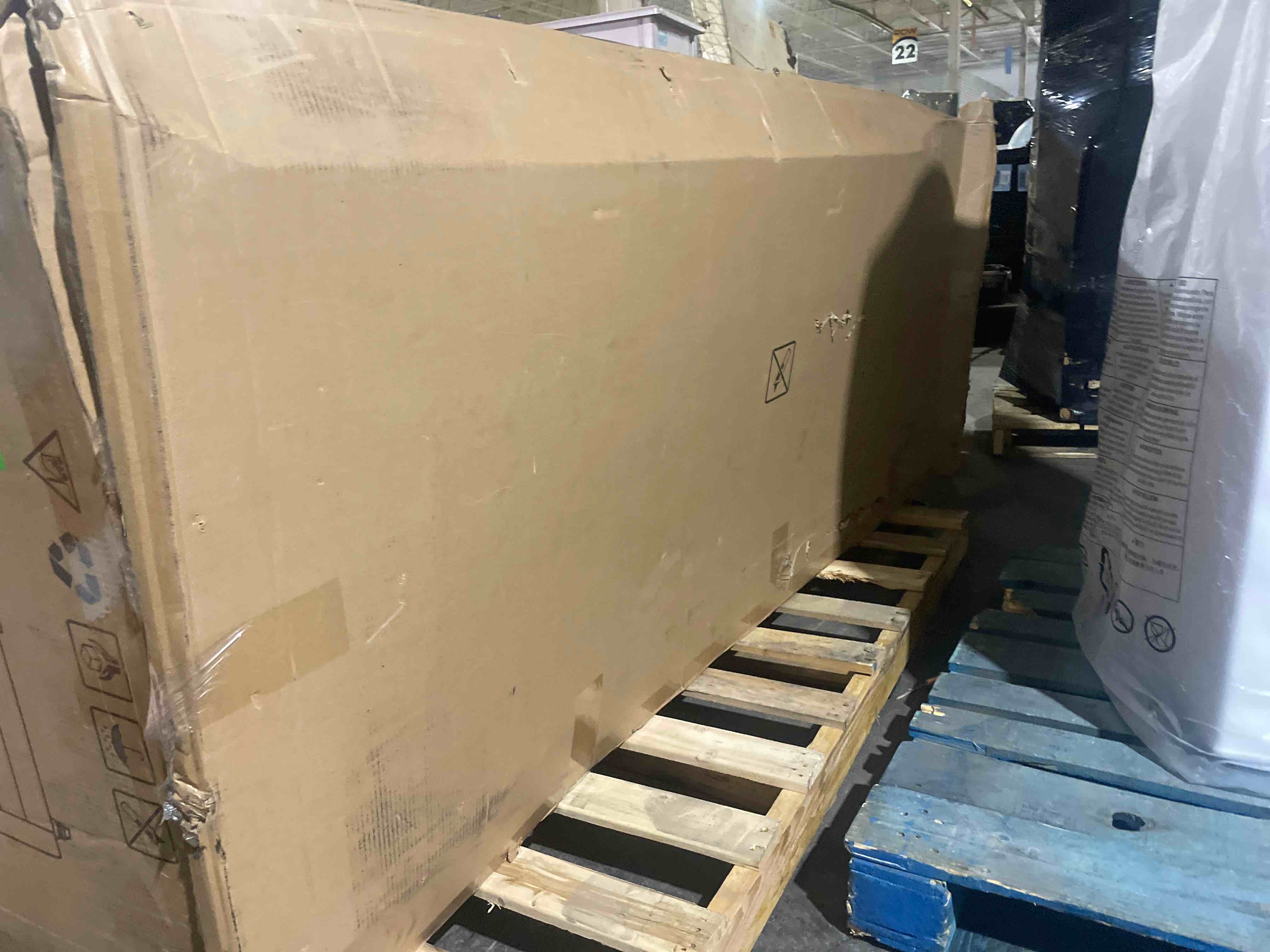 https://s3.amazonaws.com/lotting-images-prod/phillipi/GRN4952375_1690991056143.jpeg