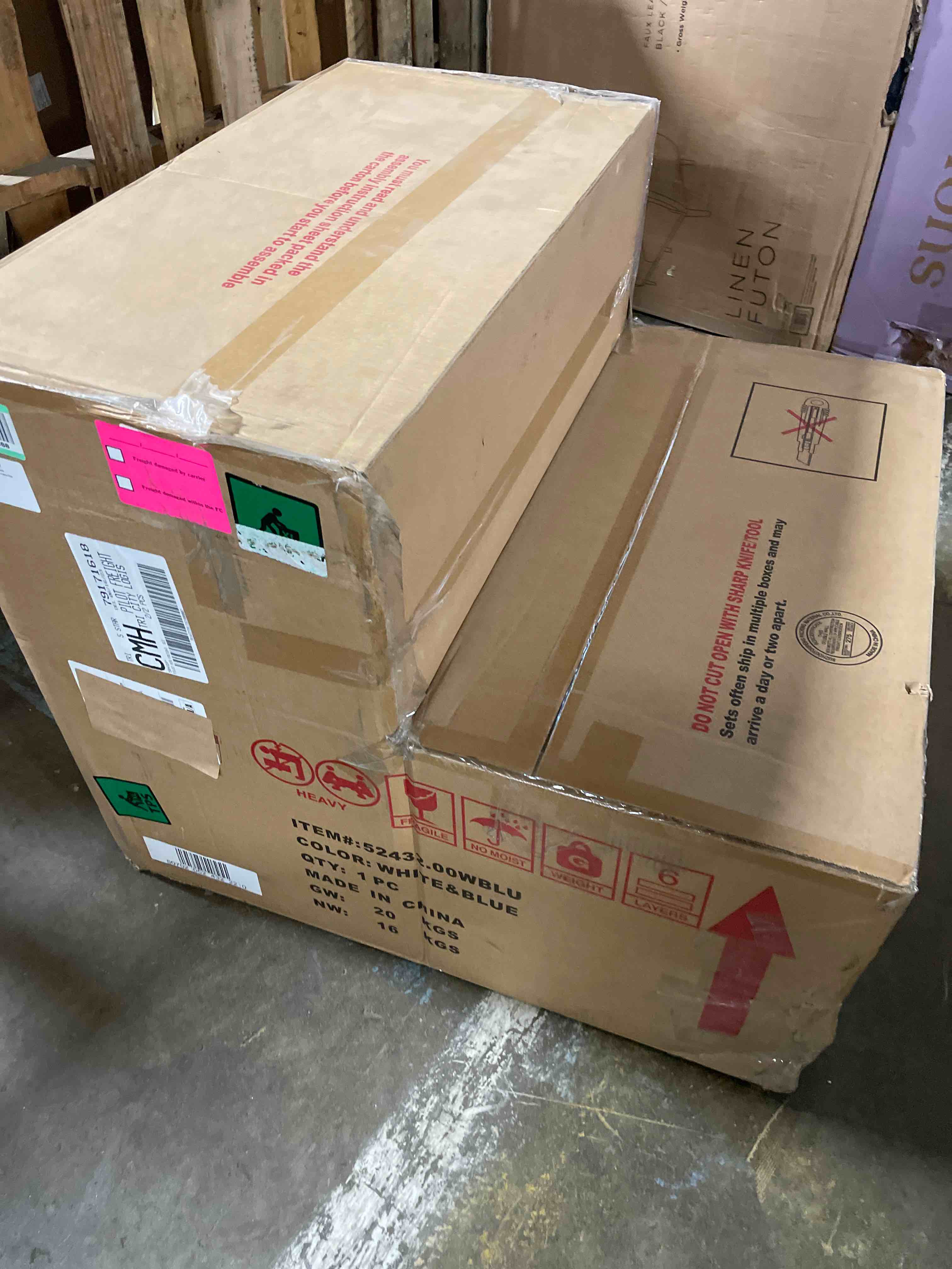 https://s3.amazonaws.com/lotting-images-prod/phillipi/GRN4954113_1689107669856.jpeg