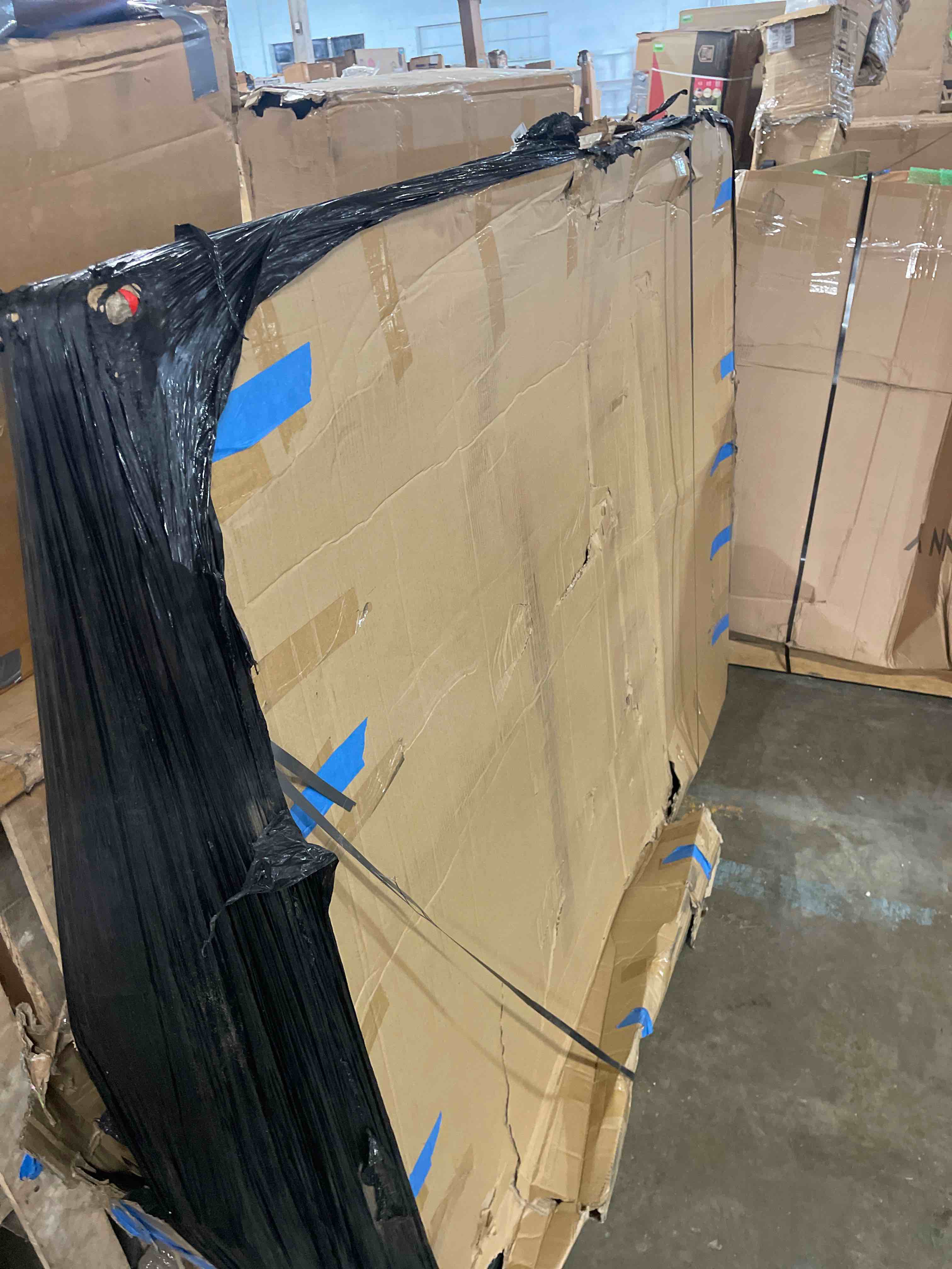 https://s3.amazonaws.com/lotting-images-prod/phillipi/GRN4954127_1689183192724.jpeg