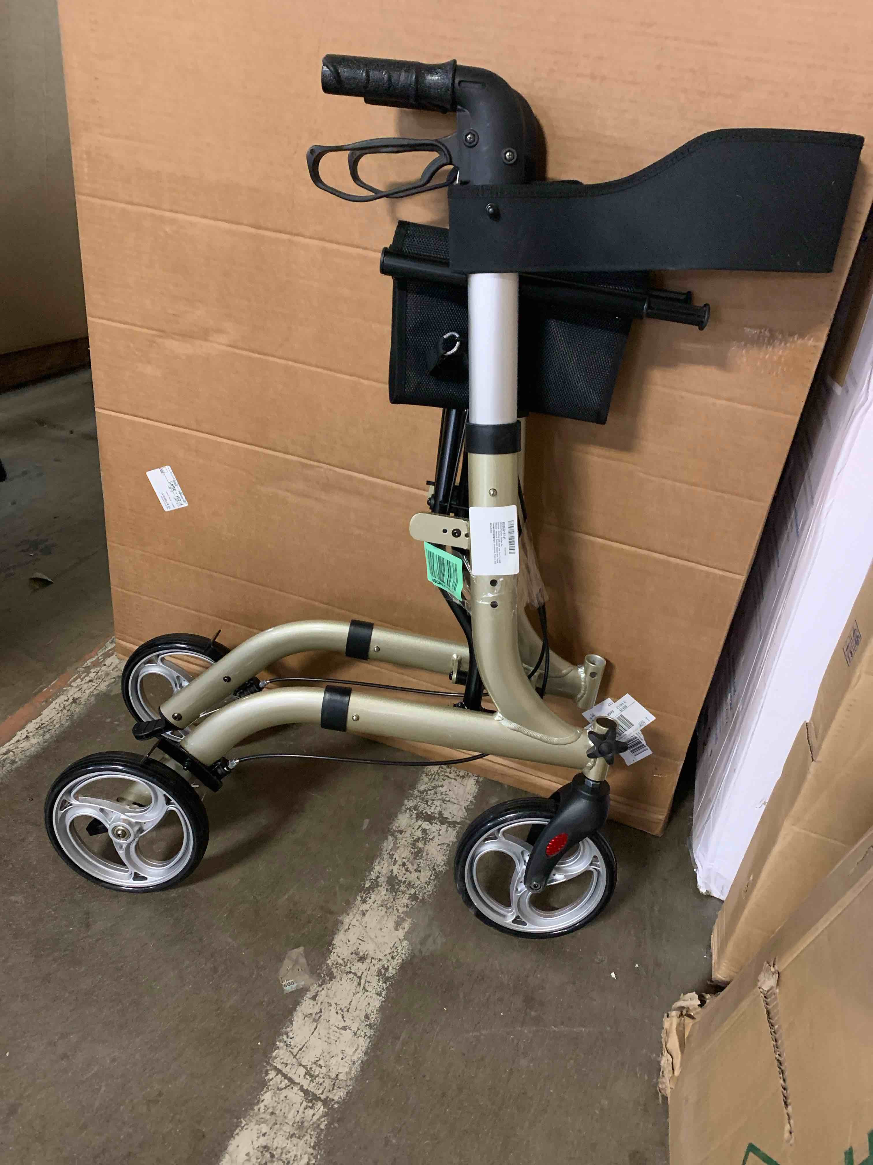 https://s3.amazonaws.com/lotting-images-prod/phillipi/GRN4955611_1696970608358.jpeg