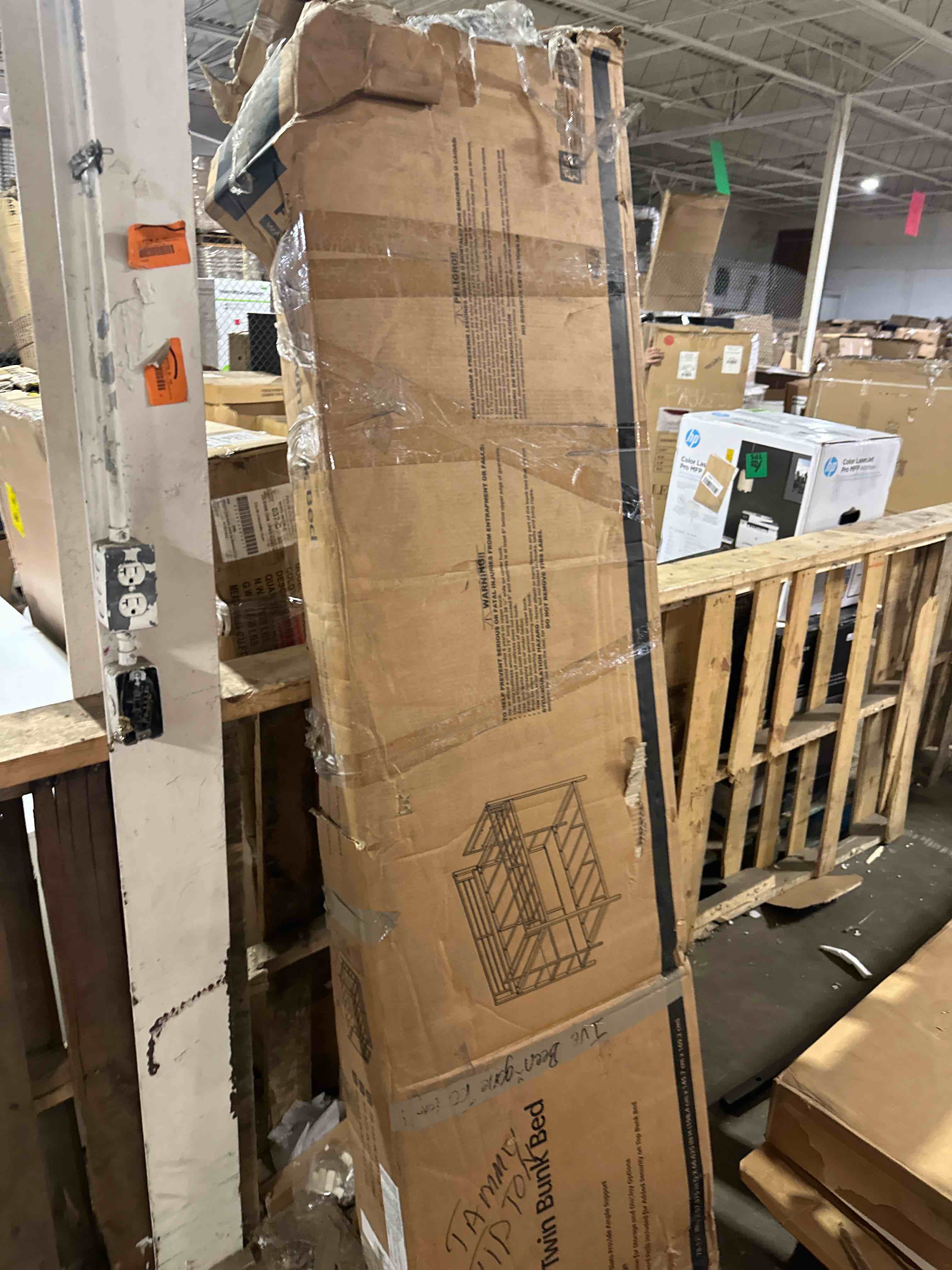 https://s3.amazonaws.com/lotting-images-prod/phillipi/GRN4956238_1697659140967.jpeg