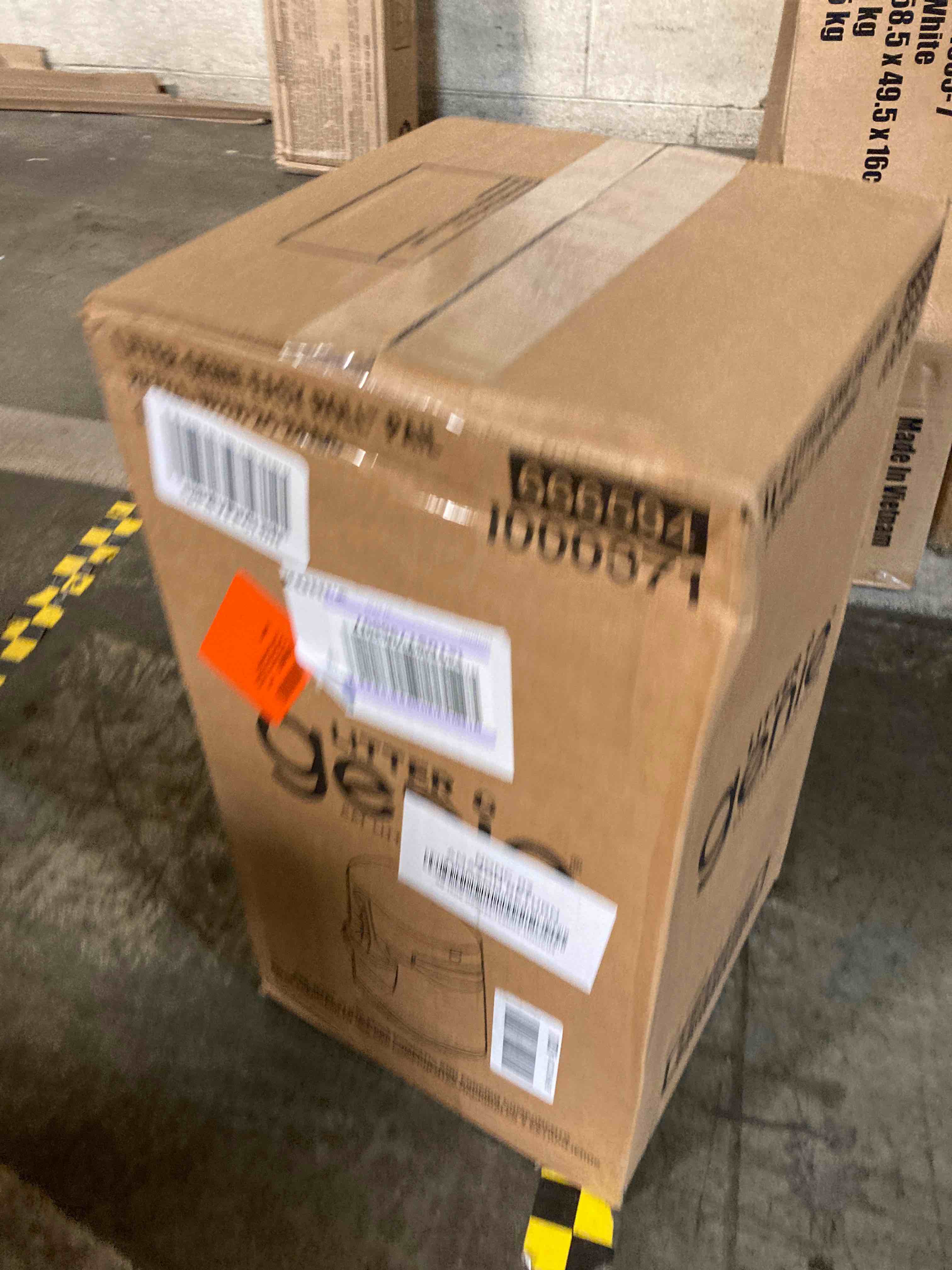 https://s3.amazonaws.com/lotting-images-prod/phillipi/GRN4974765_1697662578998.jpeg