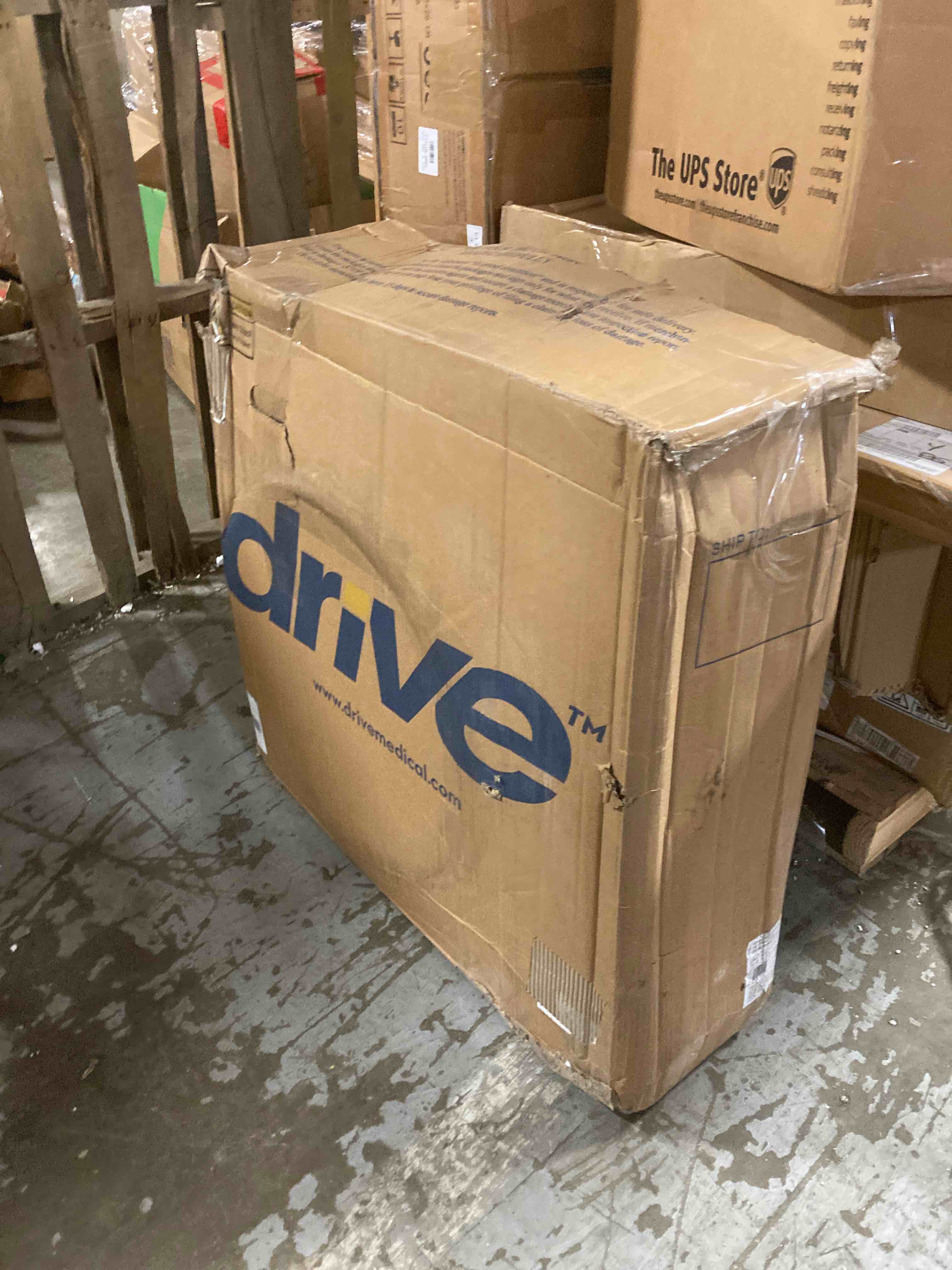 https://s3.amazonaws.com/lotting-images-prod/phillipi/GRN5060250_1698429351855.jpeg