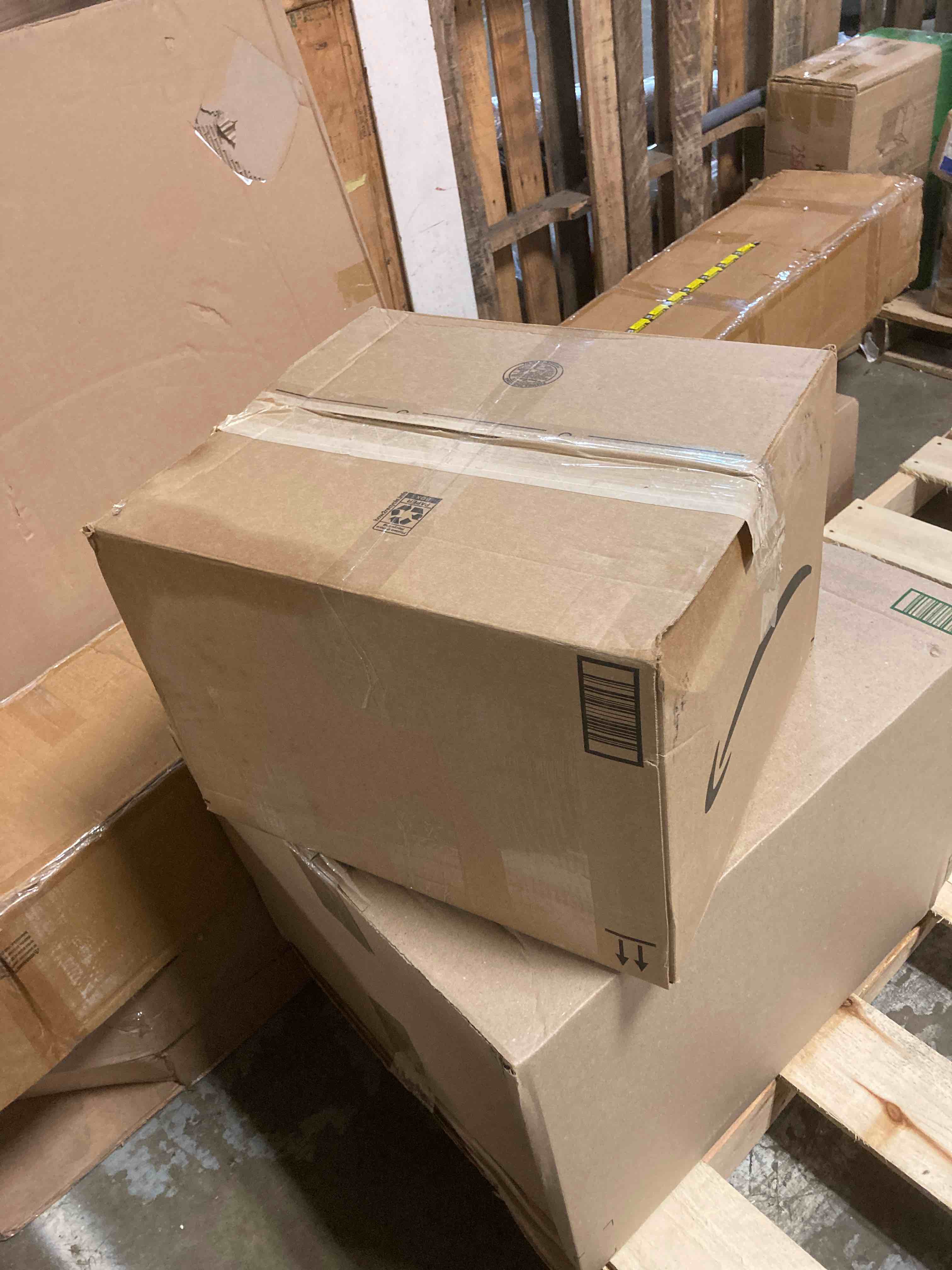 https://s3.amazonaws.com/lotting-images-prod/phillipi/GRN5060305_1698440060647.jpeg