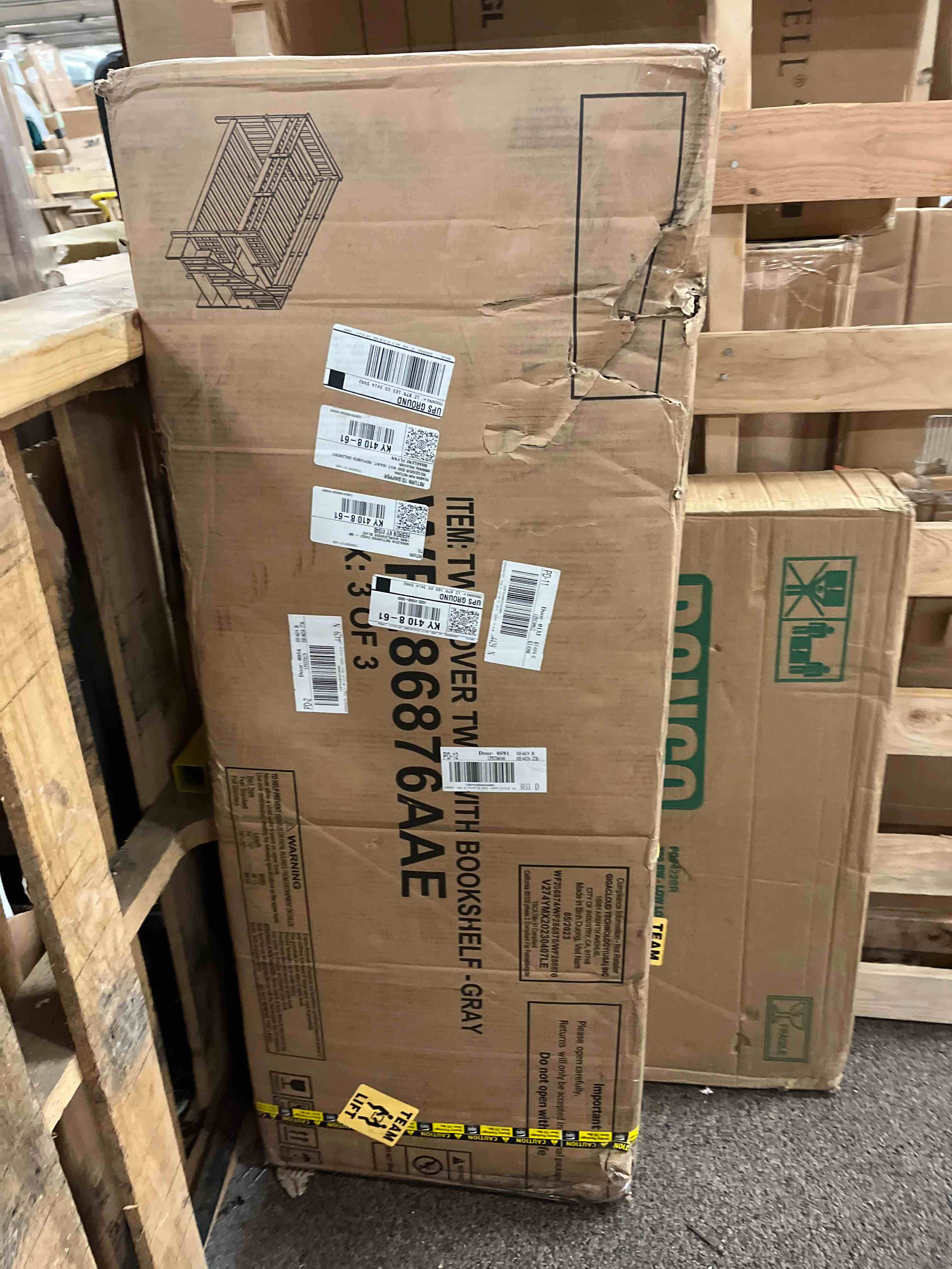 https://s3.amazonaws.com/lotting-images-prod/phillipi/GRN5063333_1694790465772.jpeg