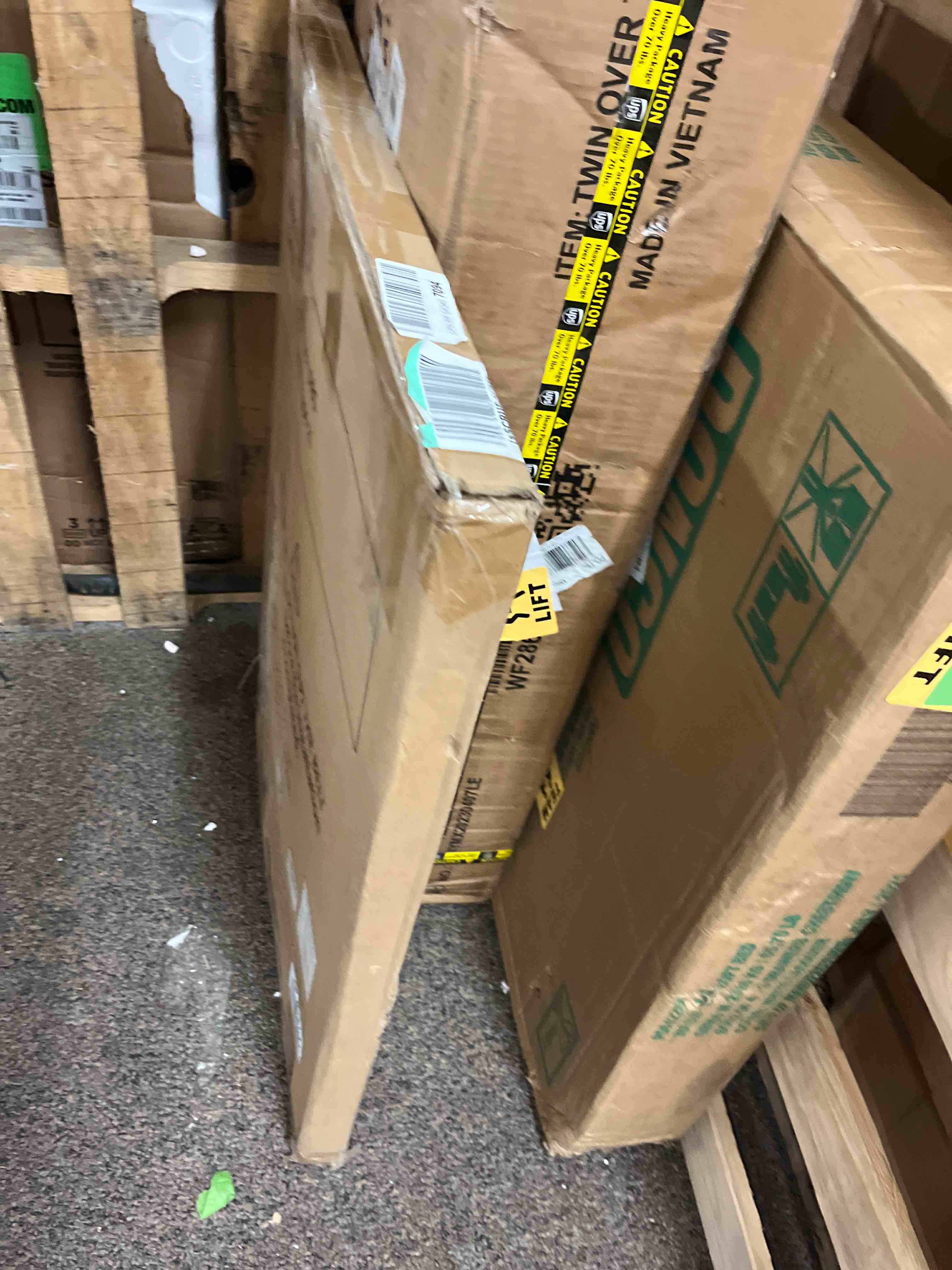 https://s3.amazonaws.com/lotting-images-prod/phillipi/GRN5063334_1694790562324.jpeg