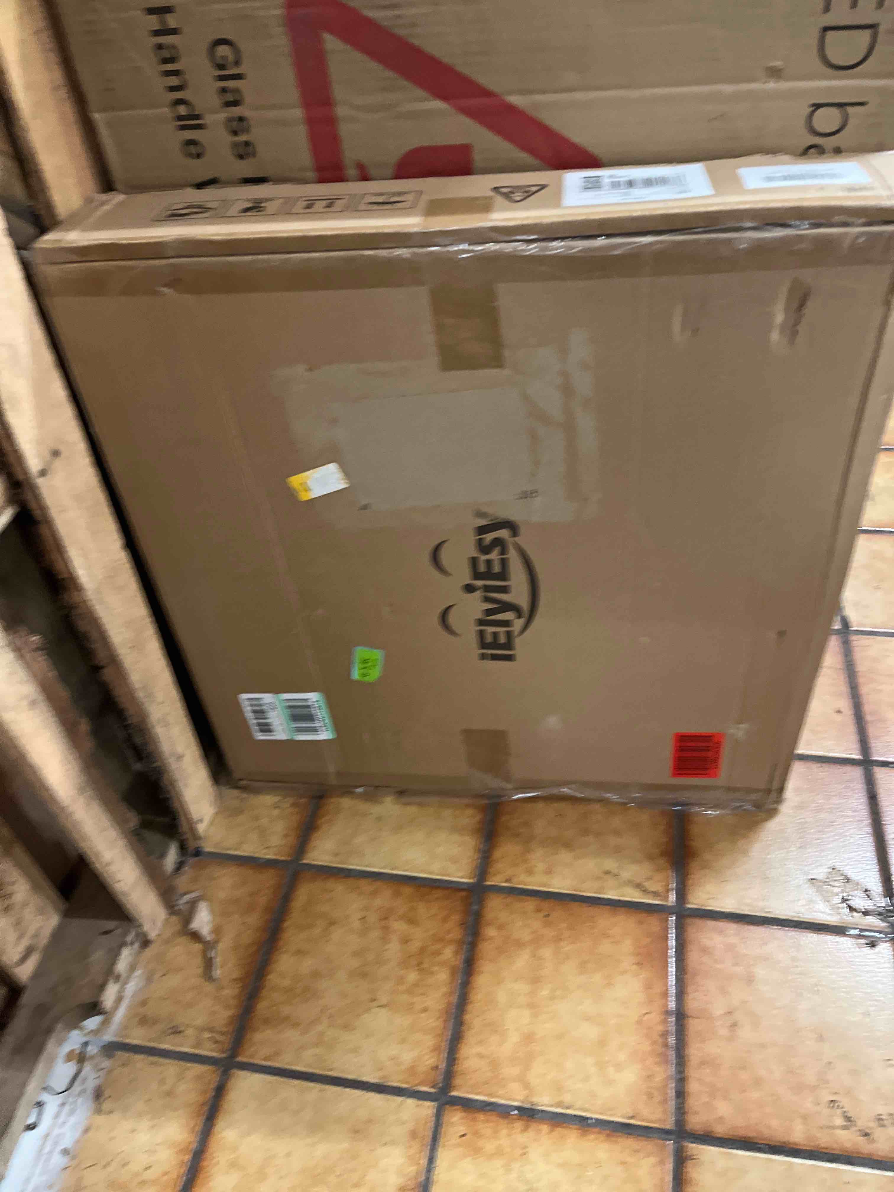 https://s3.amazonaws.com/lotting-images-prod/phillipi/GRN5063345_1694792242355.jpeg