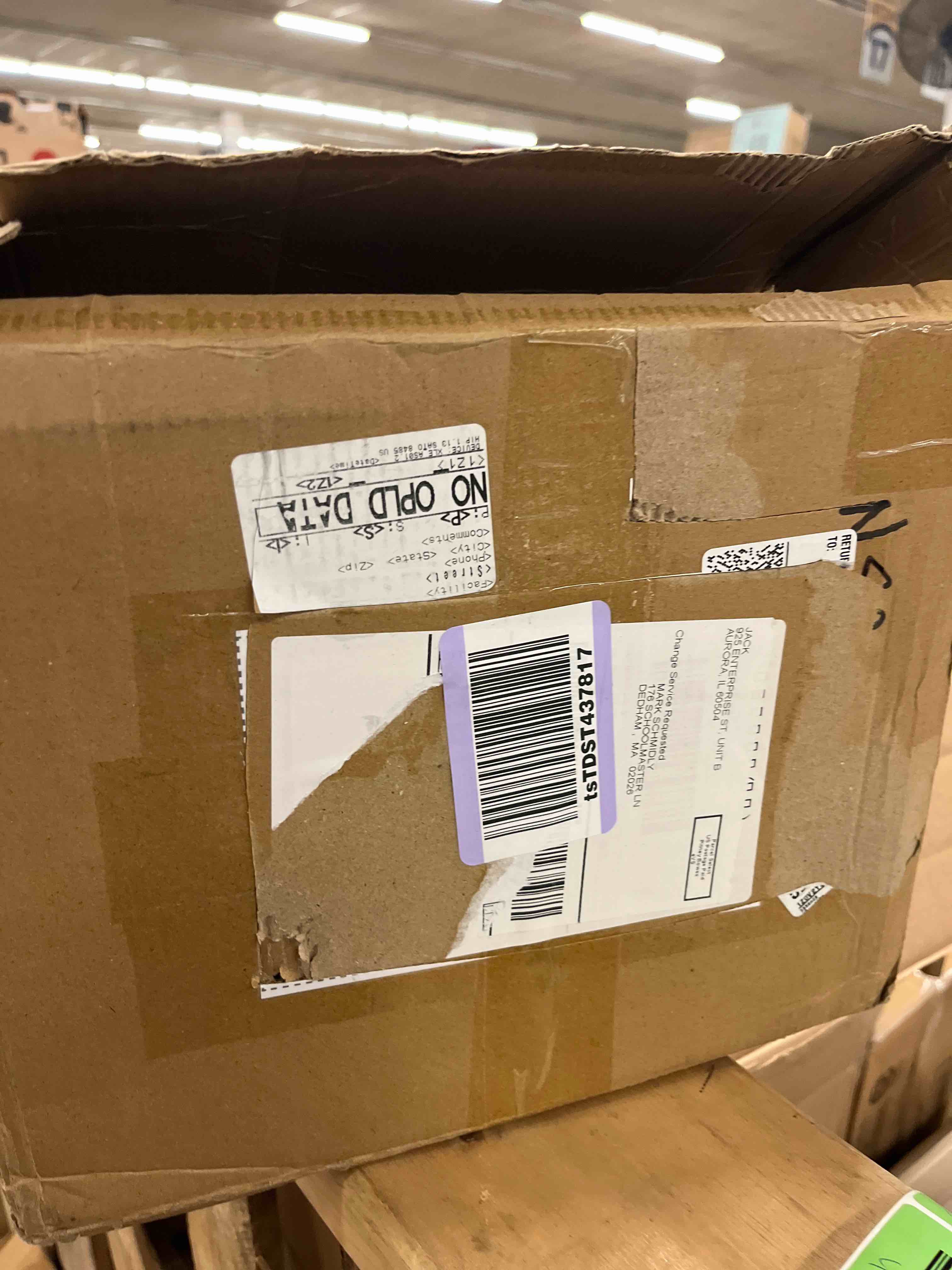 https://s3.amazonaws.com/lotting-images-prod/phillipi/GRN5065109_1693581201583.jpeg