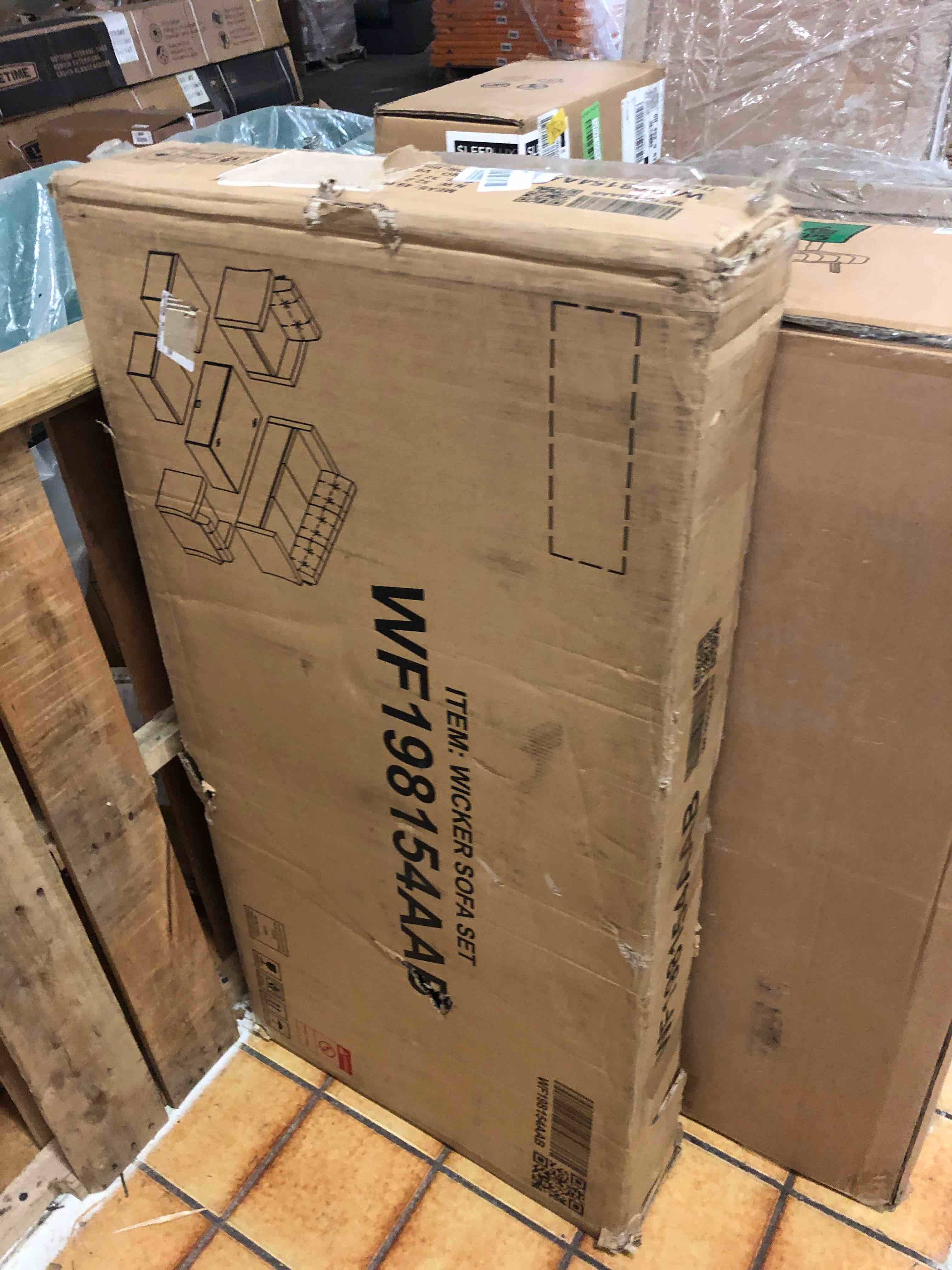https://s3.amazonaws.com/lotting-images-prod/phillipi/GRN5065852_1694088942204.jpeg