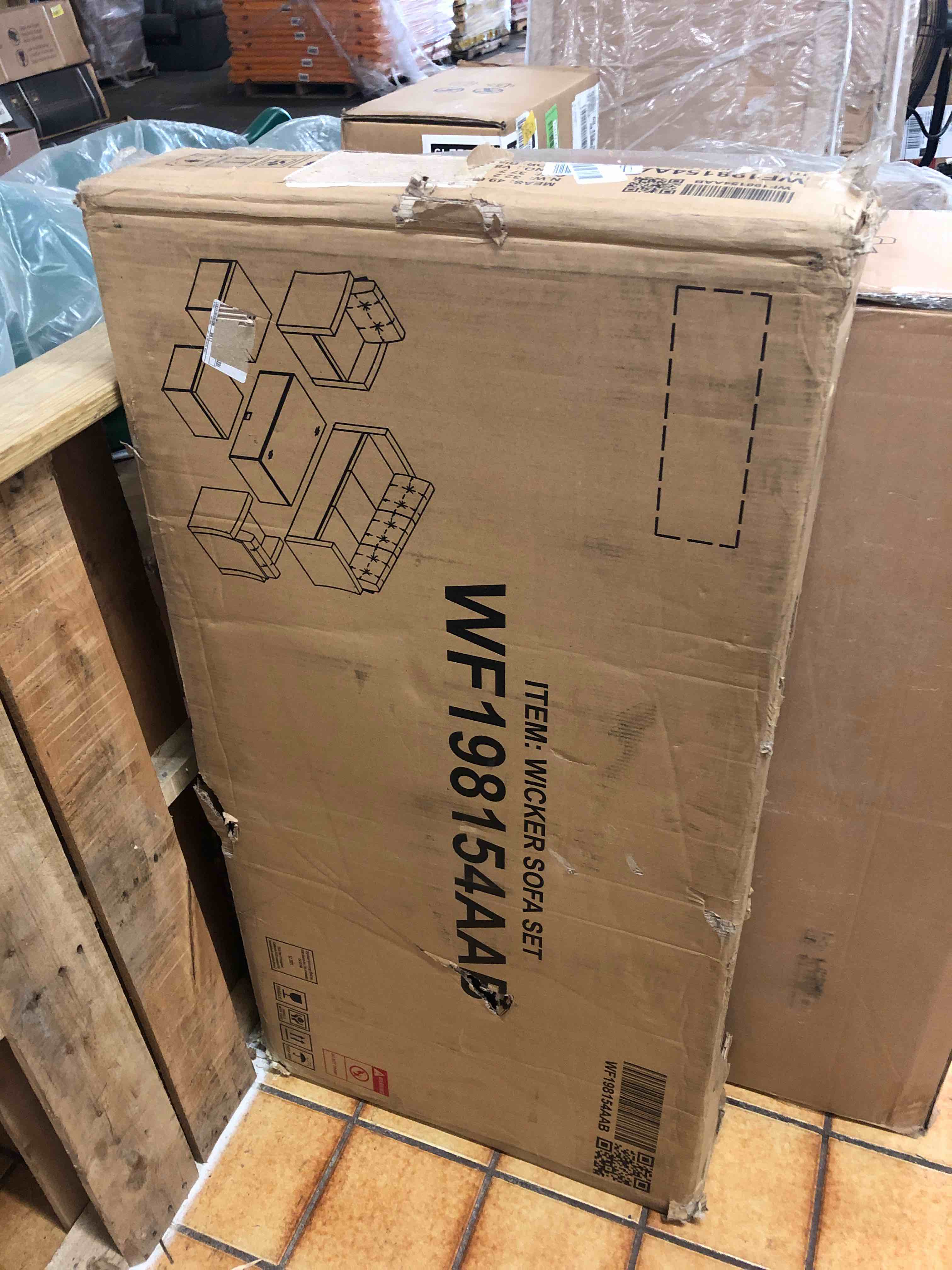 https://s3.amazonaws.com/lotting-images-prod/phillipi/GRN5065852_1694088943483.jpeg