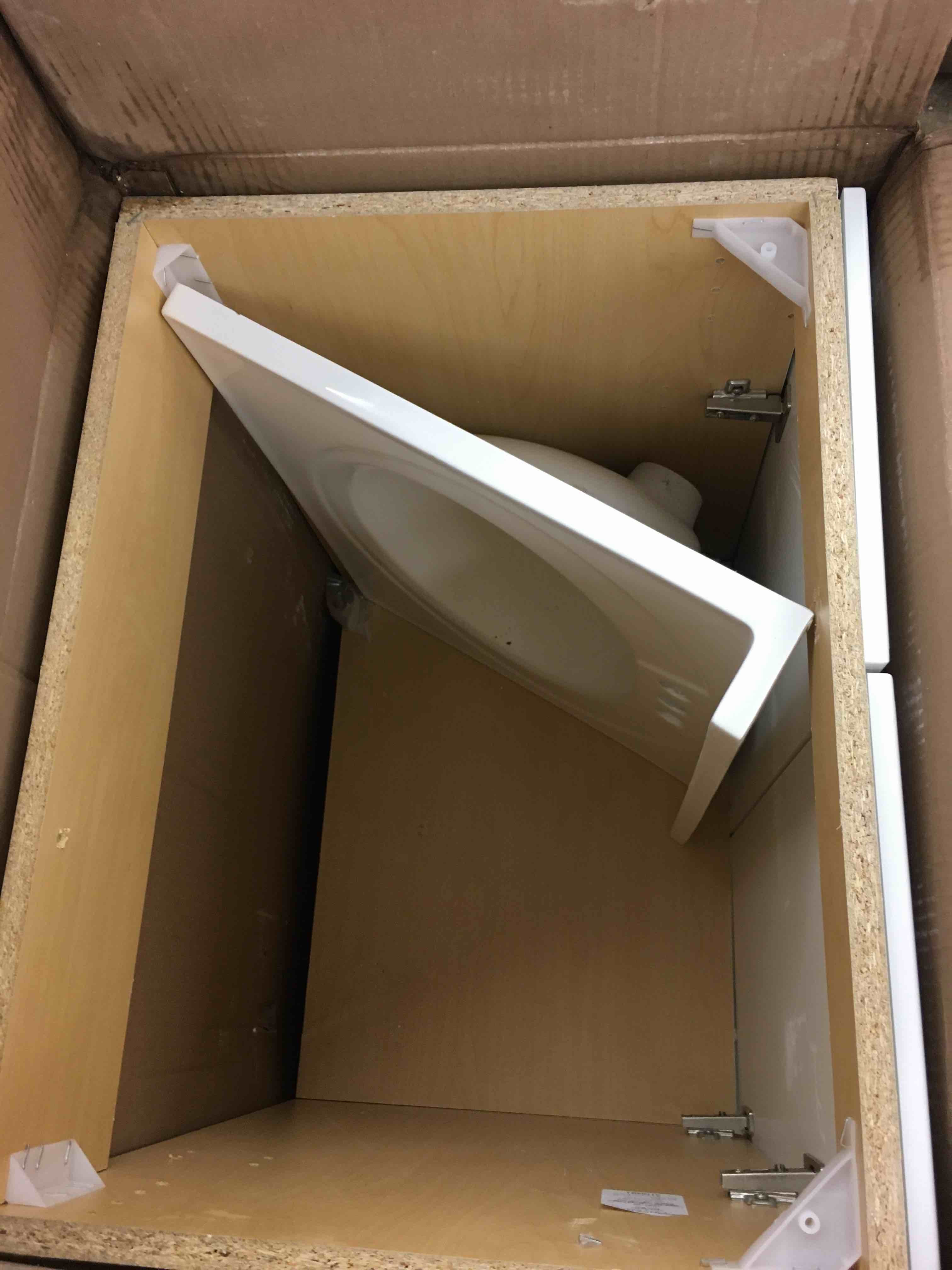 https://s3.amazonaws.com/lotting-images-prod/phillipi/GRN5066604_1692971696216.jpeg