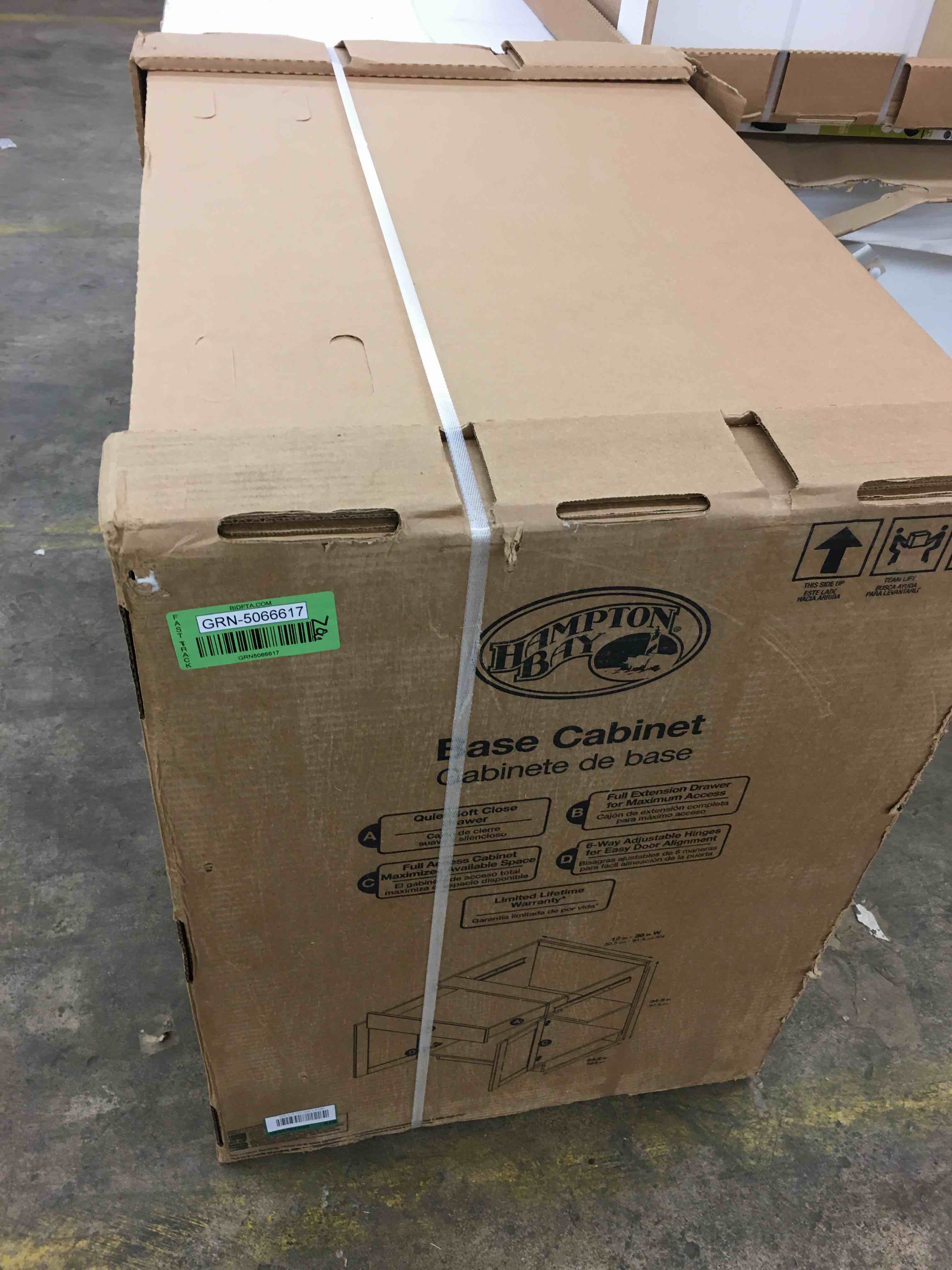 https://s3.amazonaws.com/lotting-images-prod/phillipi/GRN5066617_1692975287018.jpeg