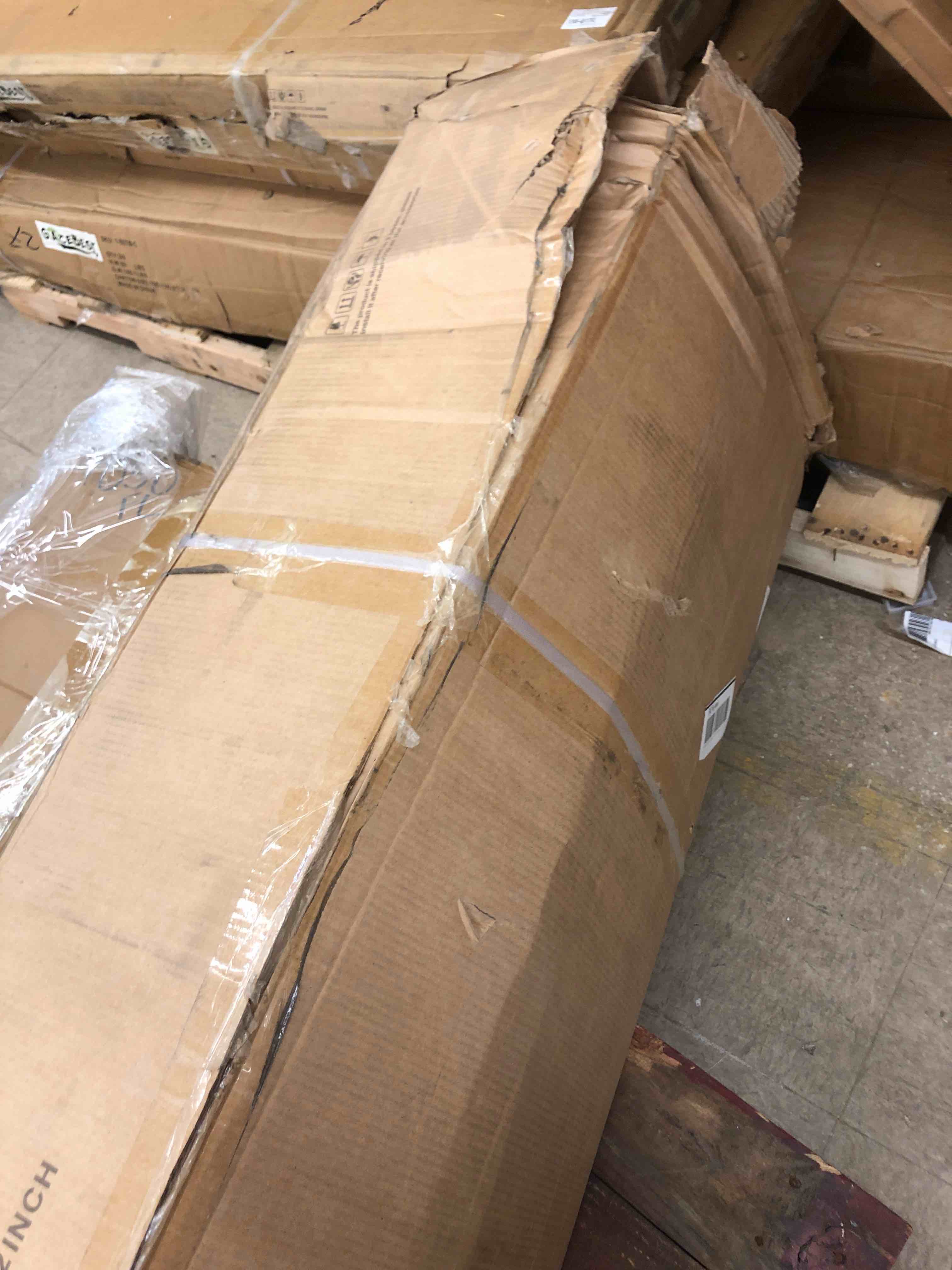 https://s3.amazonaws.com/lotting-images-prod/phillipi/GRN5068886_1710359066425.jpeg