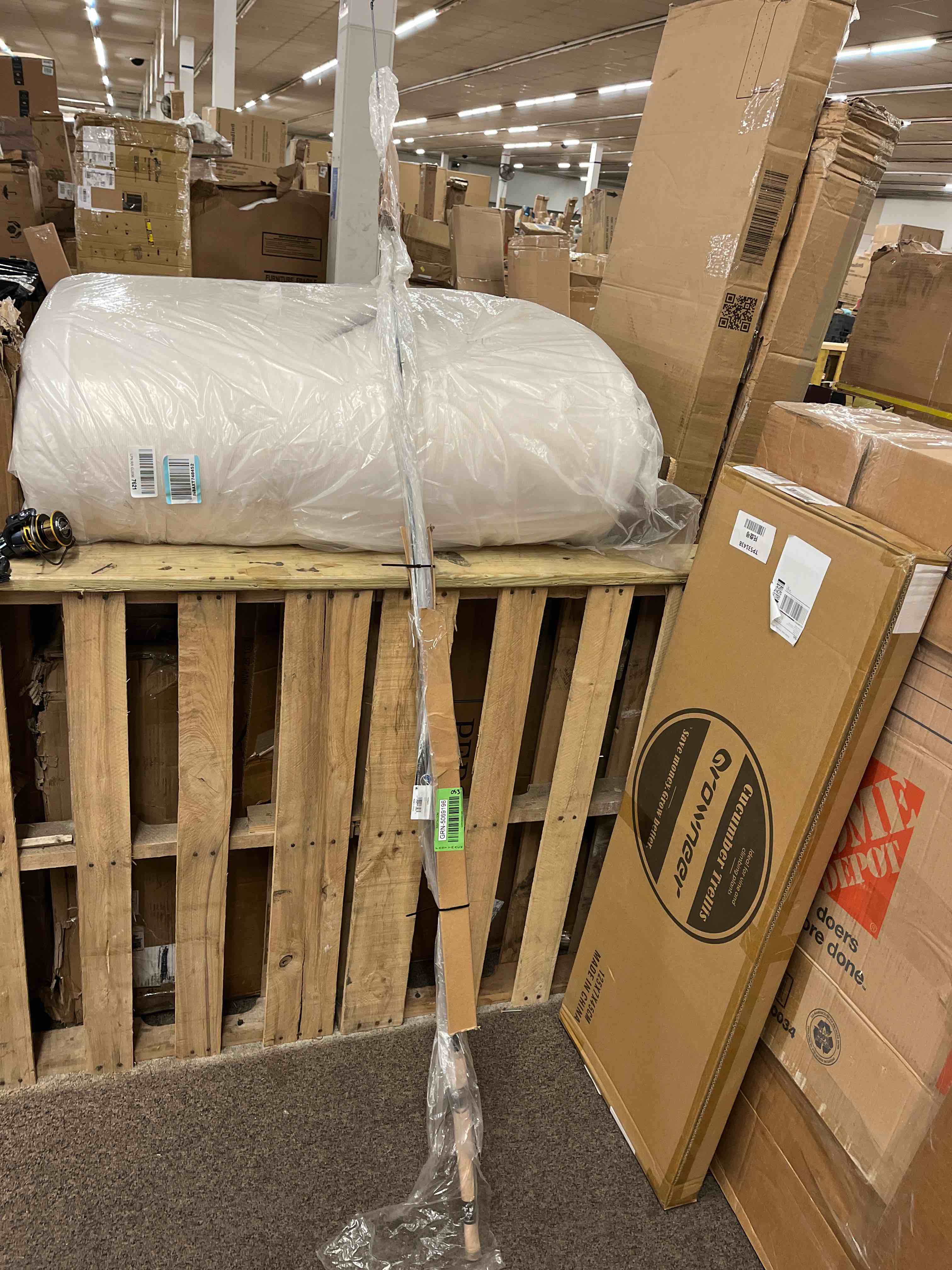 https://s3.amazonaws.com/lotting-images-prod/phillipi/GRN5069196_1700175282872.jpeg