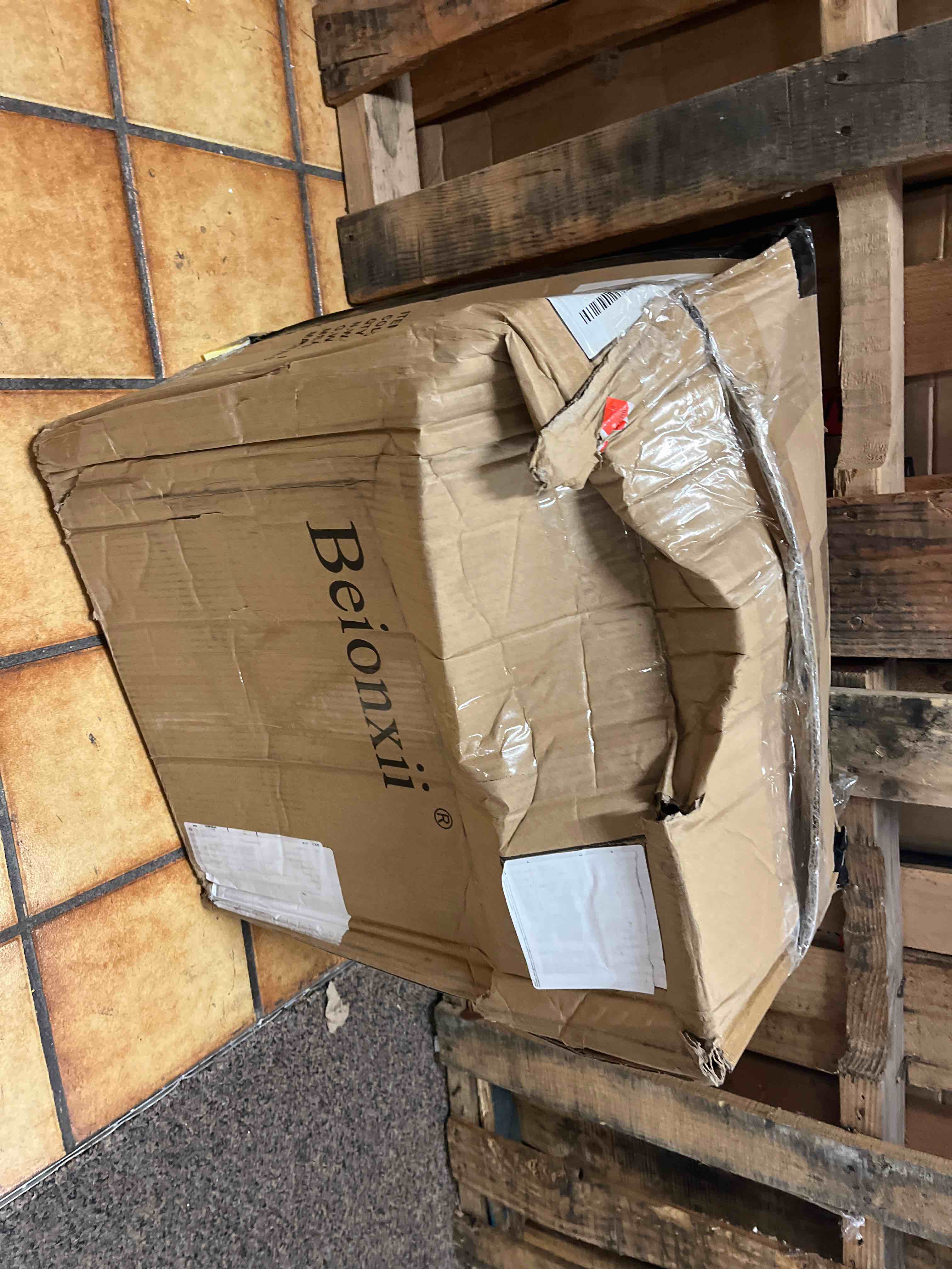 https://s3.amazonaws.com/lotting-images-prod/phillipi/GRN5069315_1700597674179.jpeg