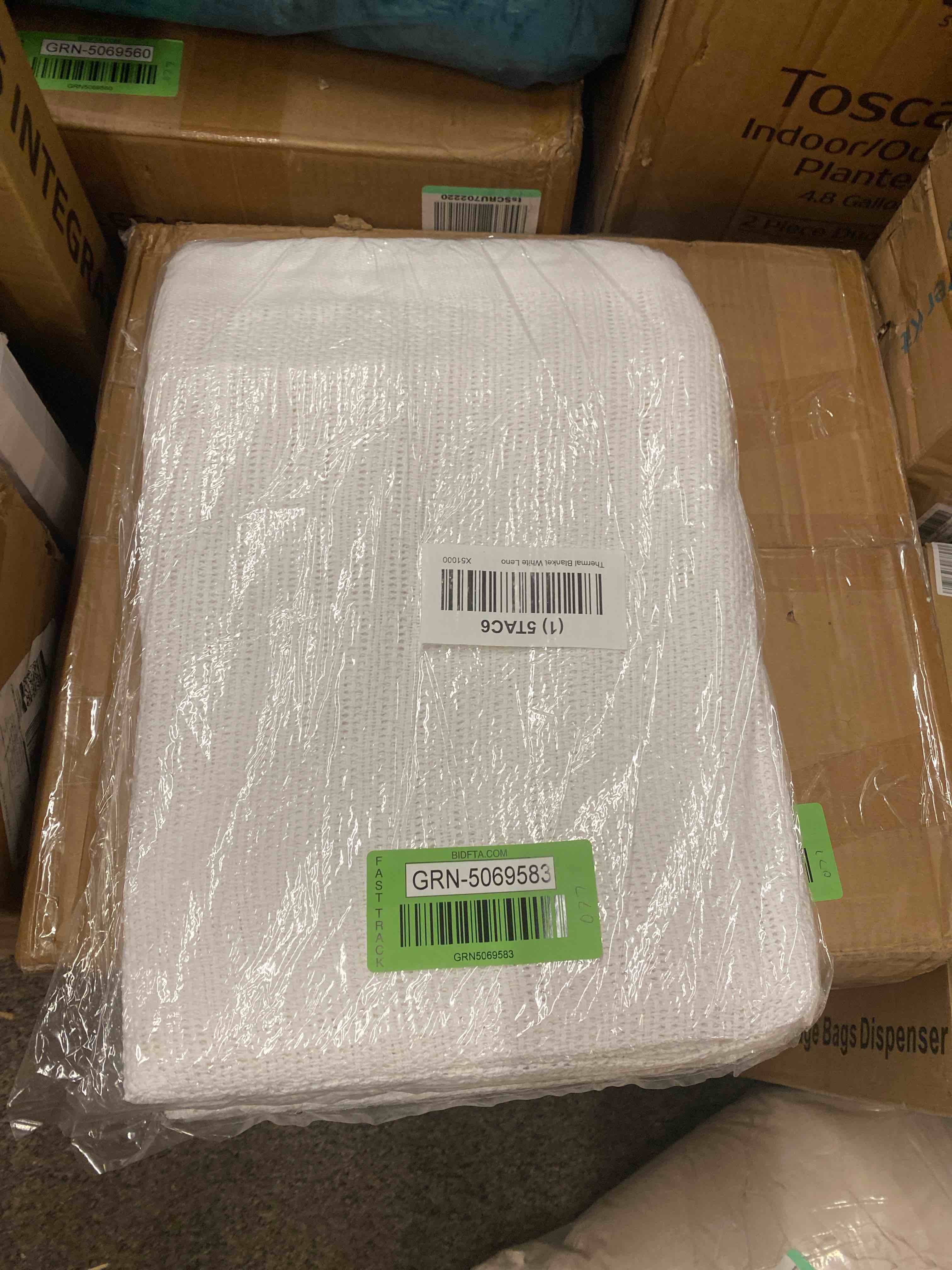 https://s3.amazonaws.com/lotting-images-prod/phillipi/GRN5069583_1700533567466.jpeg