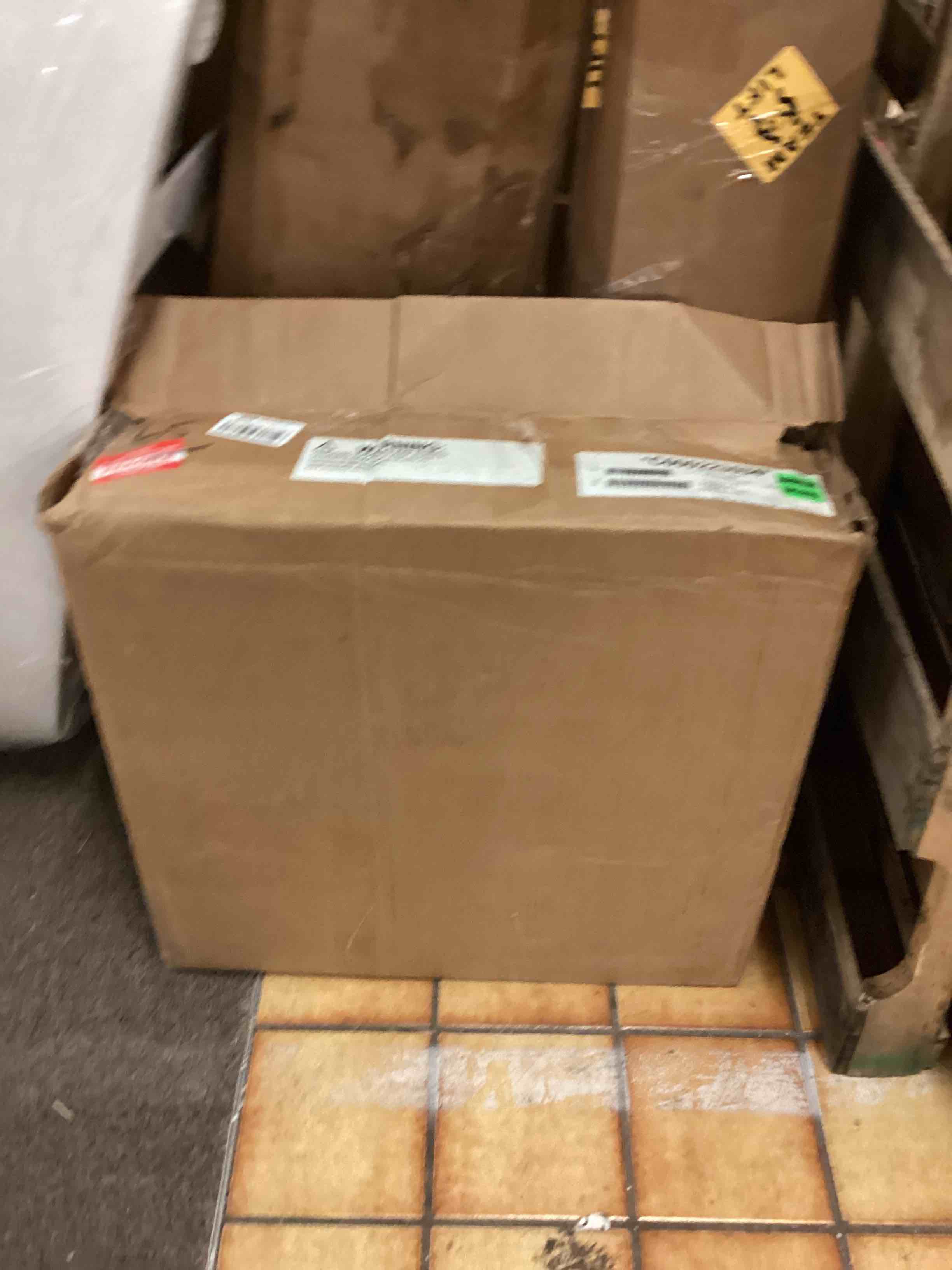 https://s3.amazonaws.com/lotting-images-prod/phillipi/GRN5070498_1698173288349.jpeg