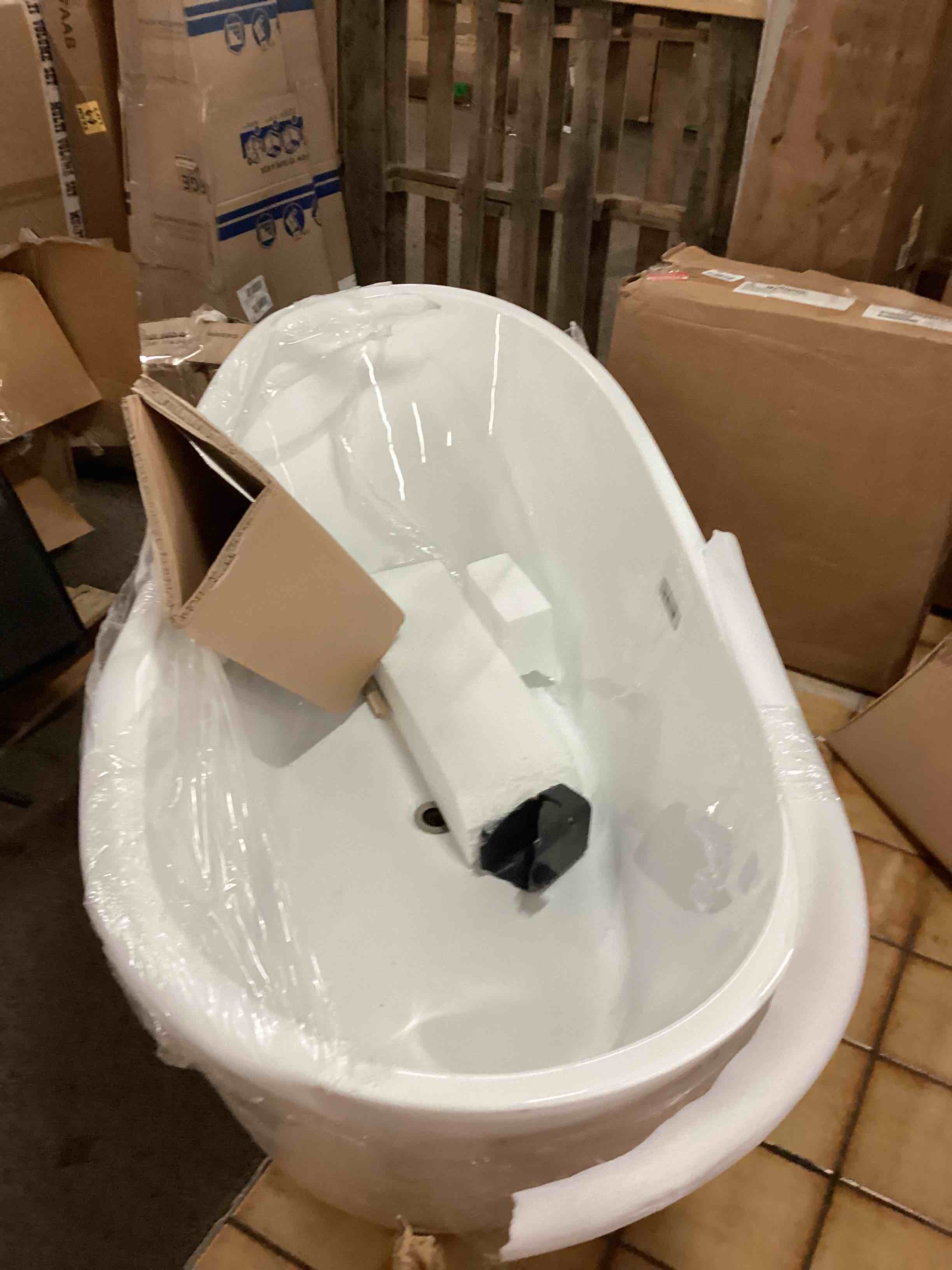 https://s3.amazonaws.com/lotting-images-prod/phillipi/GRN5070499_1698172538544.jpeg