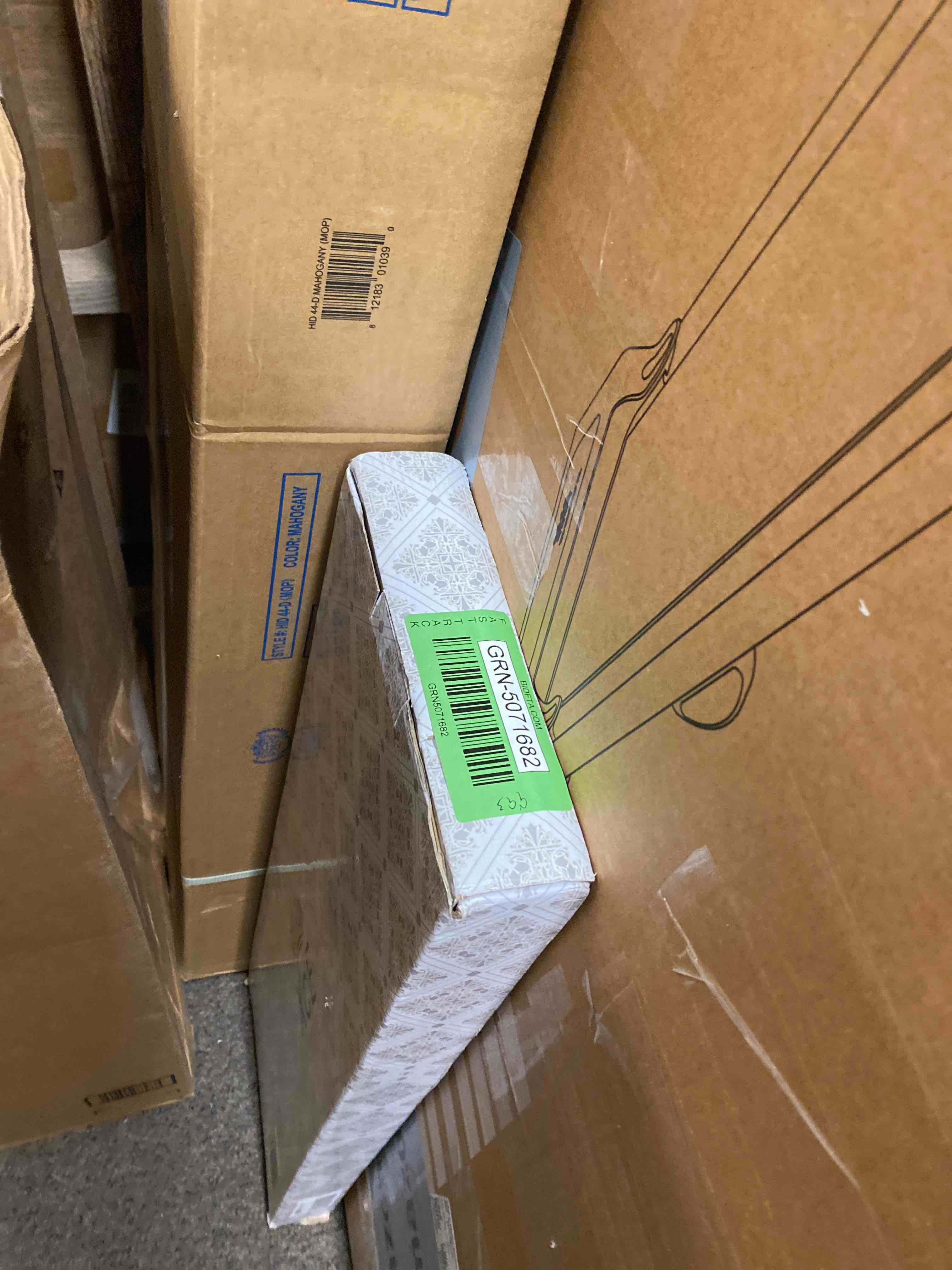 https://s3.amazonaws.com/lotting-images-prod/phillipi/GRN5071682_1699489151112.jpeg