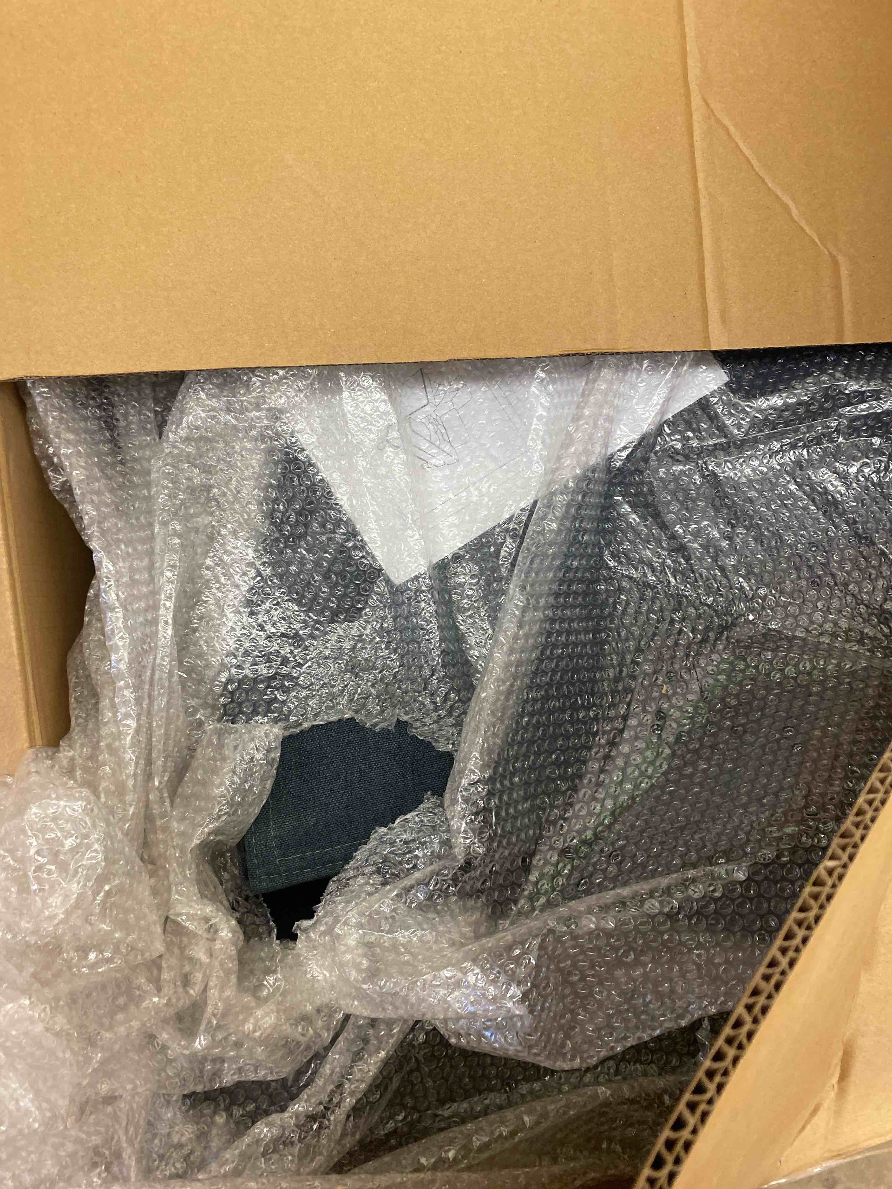 https://s3.amazonaws.com/lotting-images-prod/phillipi/GRN5120425_1708715335174.jpeg