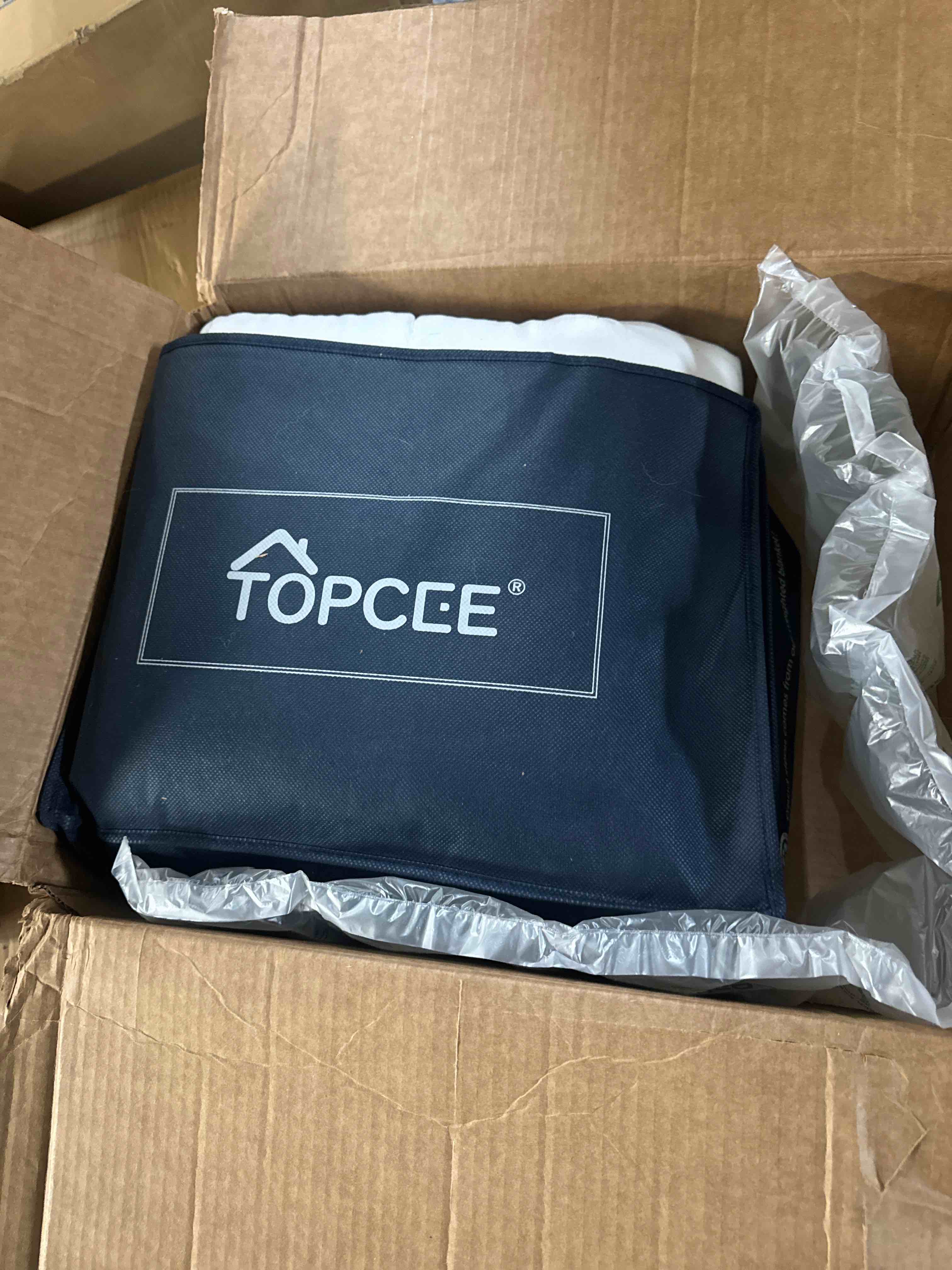 https://s3.amazonaws.com/lotting-images-prod/phillipi/GRN5121924_1709157148556.jpeg