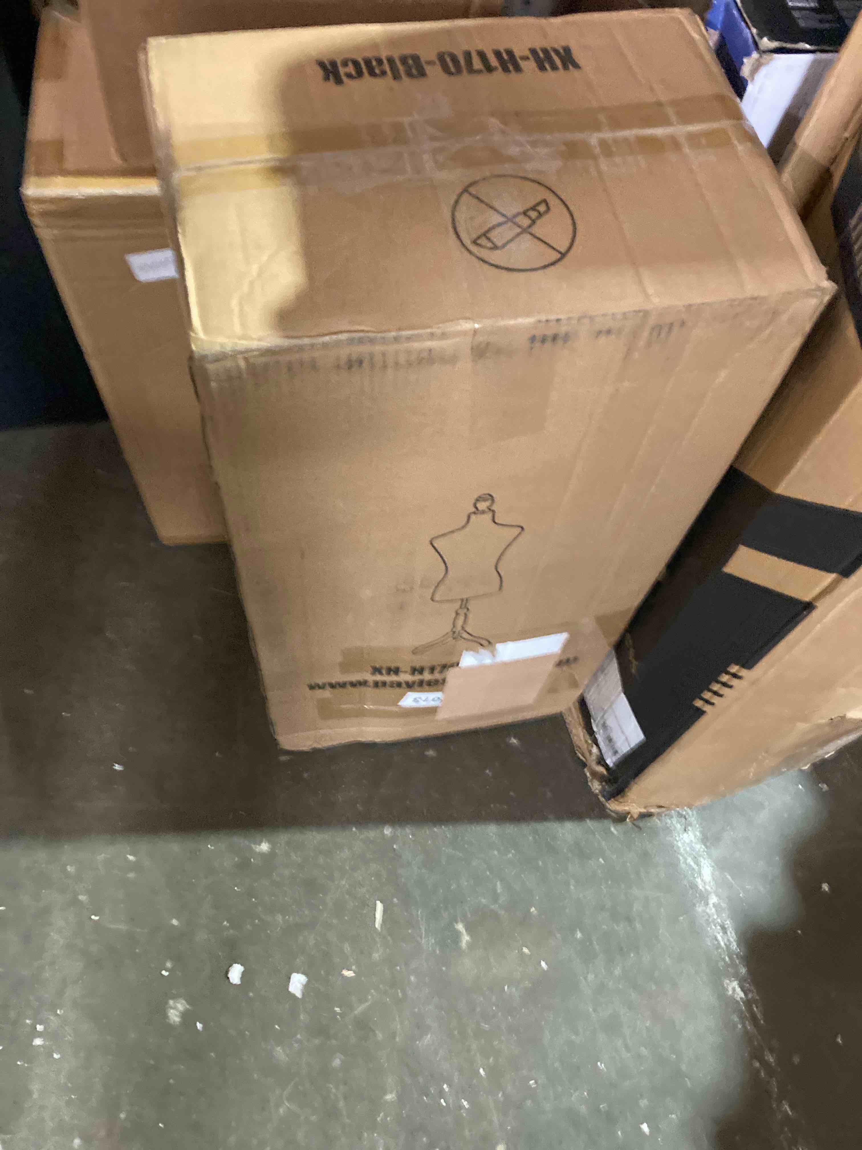 https://s3.amazonaws.com/lotting-images-prod/phillipi/GRN5125337_1708532377936.jpeg