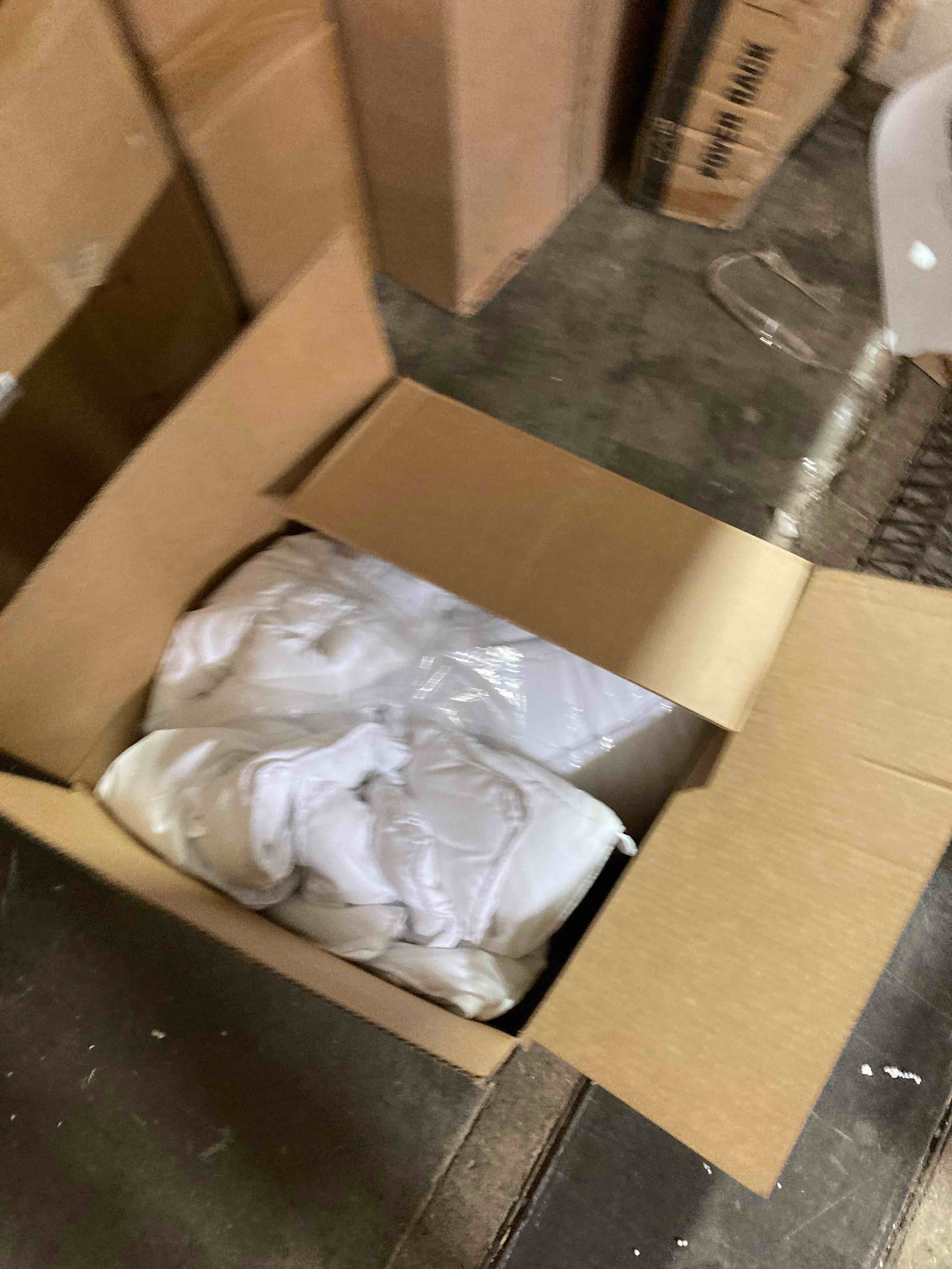 https://s3.amazonaws.com/lotting-images-prod/phillipi/GRN5125348_1708535265089.jpeg