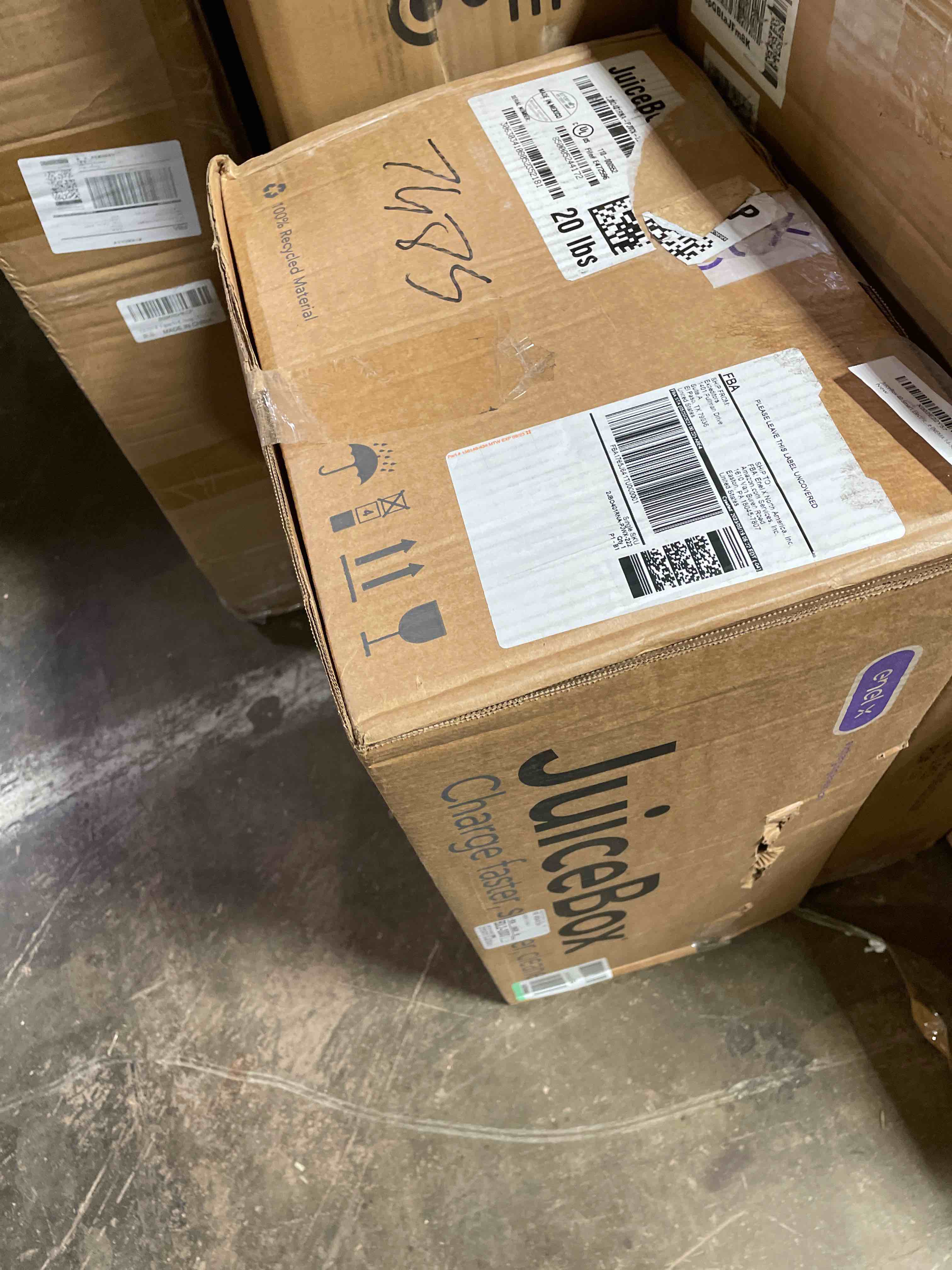 https://s3.amazonaws.com/lotting-images-prod/phillipi/GRN5125585_1708641446445.jpeg