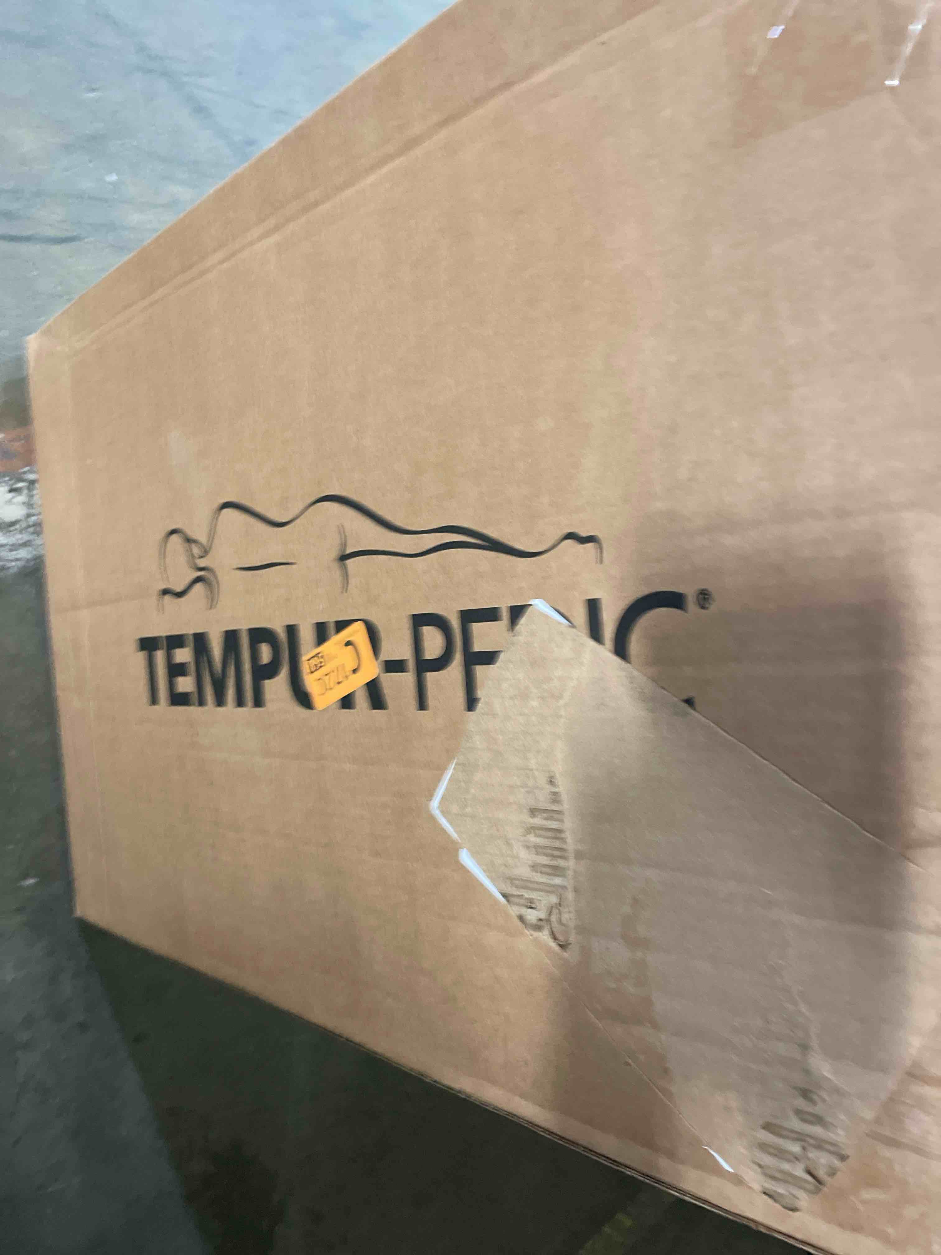 https://s3.amazonaws.com/lotting-images-prod/phillipi/GRN5129852_1703799037916.jpeg