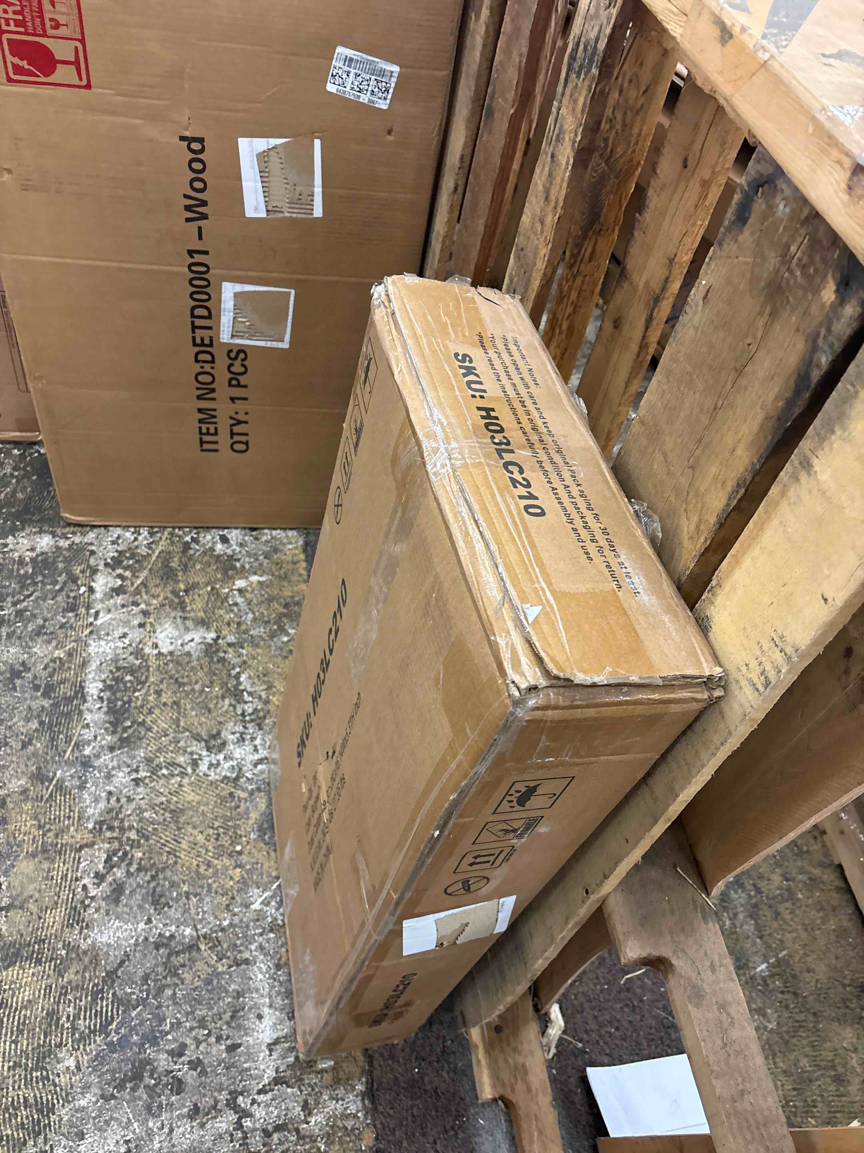https://s3.amazonaws.com/lotting-images-prod/phillipi/GRN5492227_1734629673849.jpeg