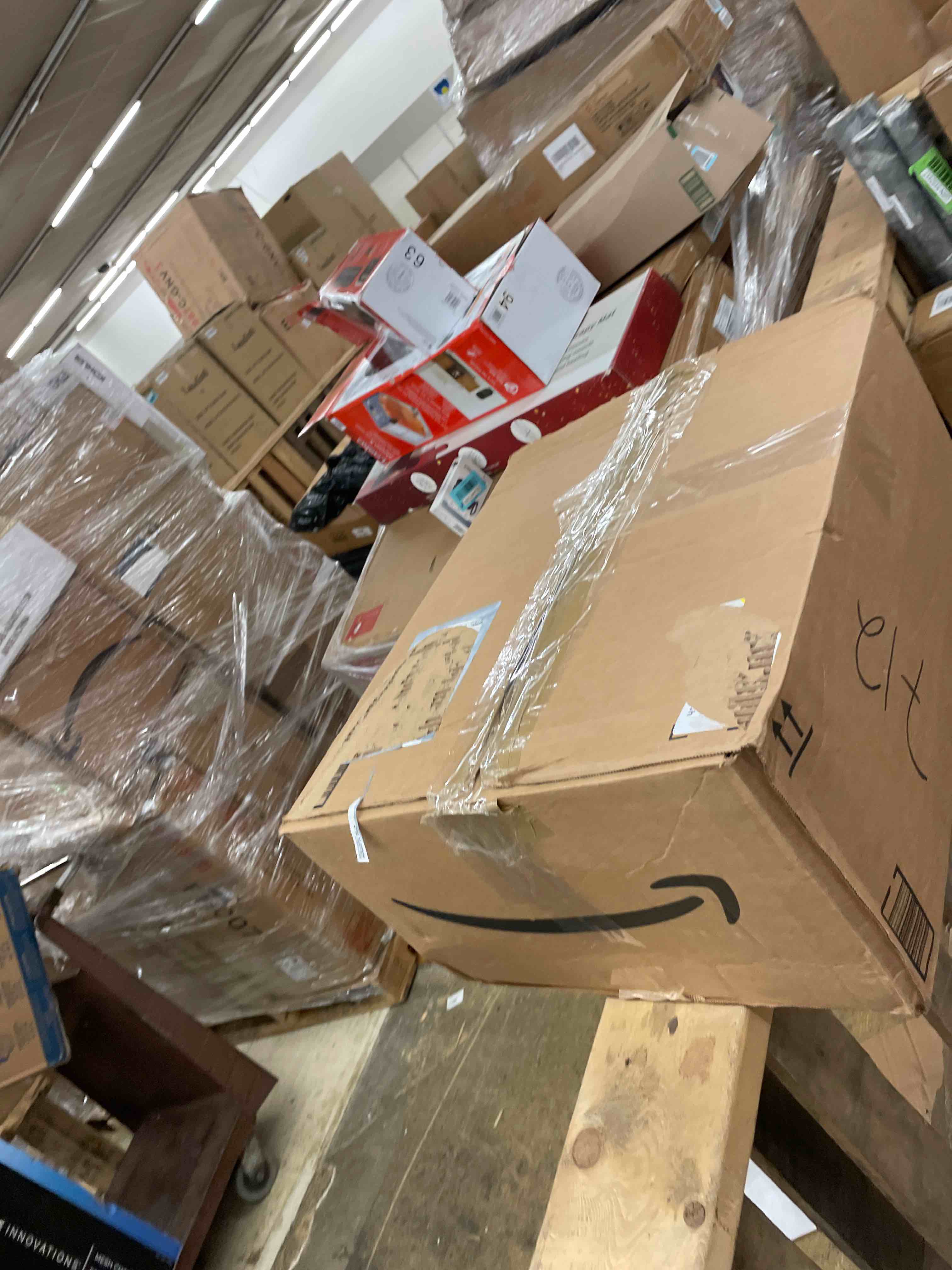 https://s3.amazonaws.com/lotting-images-prod/phillipi/GRN5492438_1735604209006.jpeg