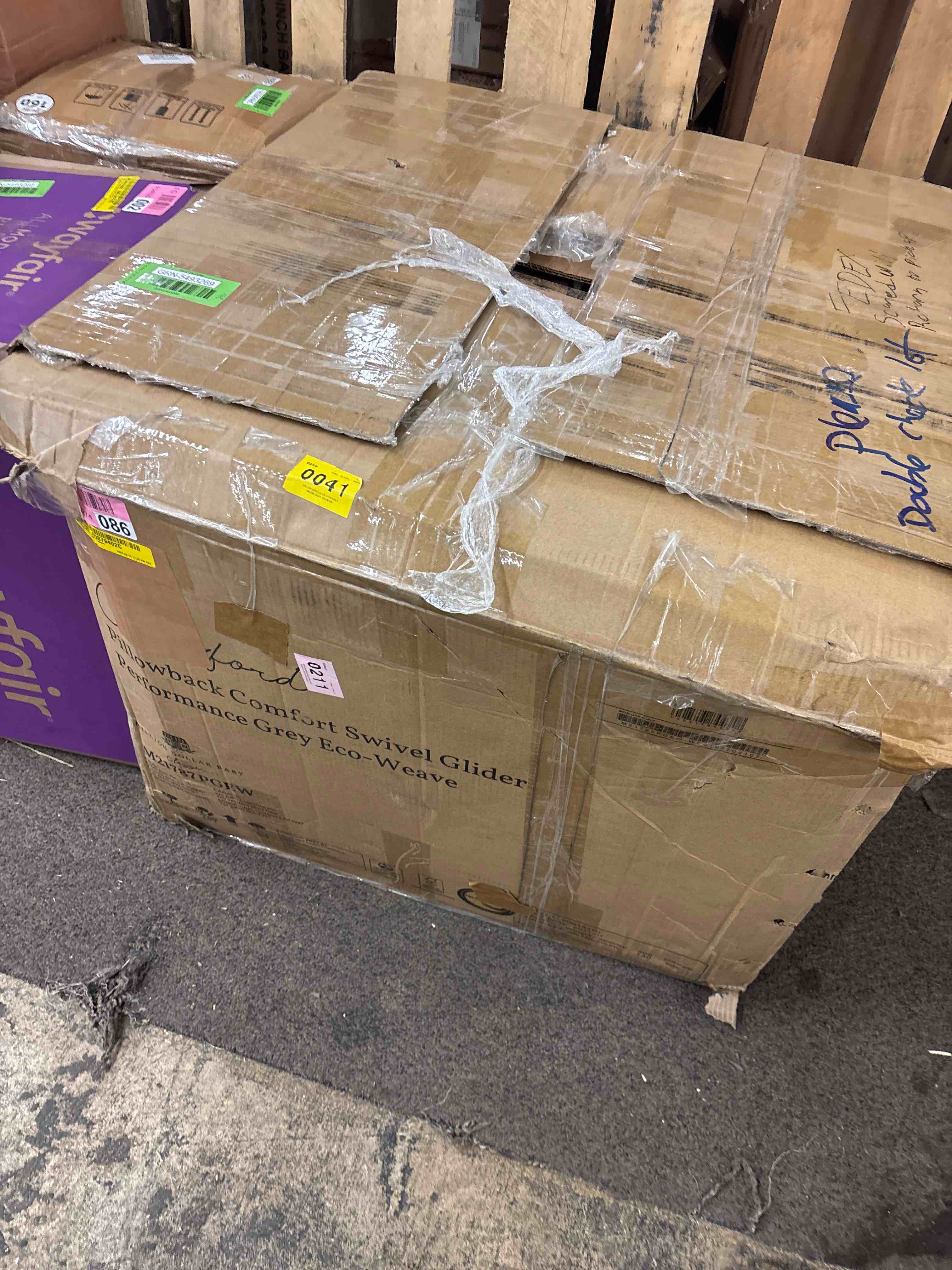 https://s3.amazonaws.com/lotting-images-prod/phillipi/GRN5493269_1738873823933.jpeg
