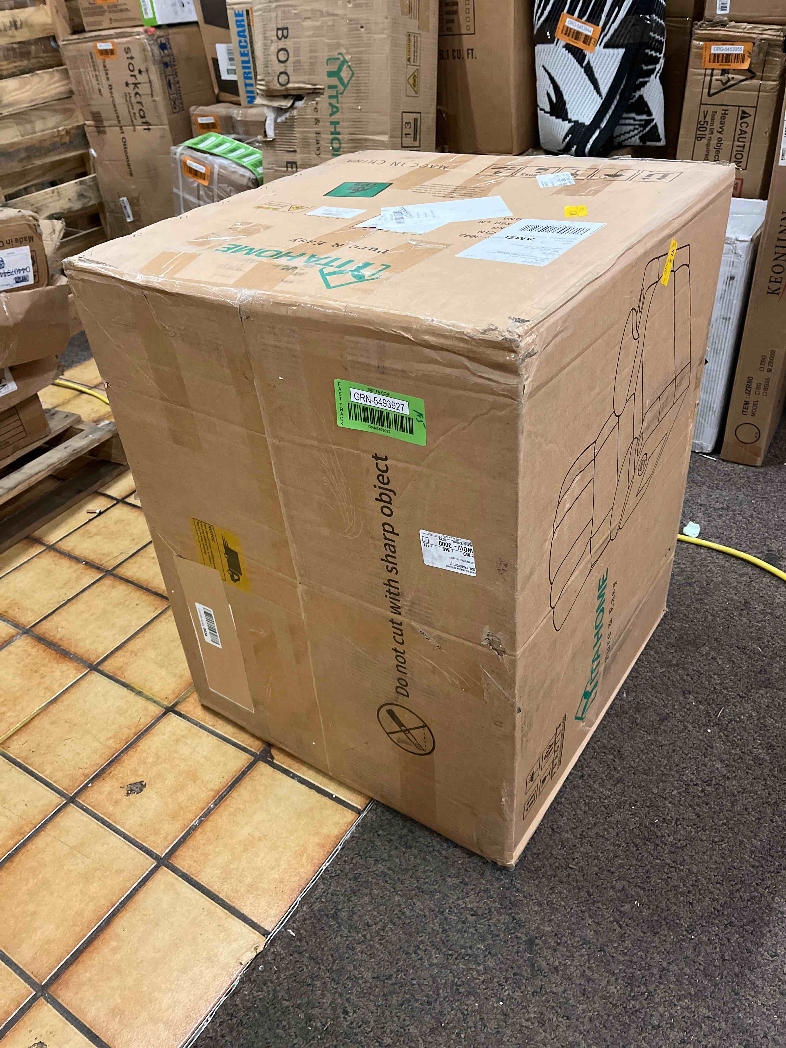 https://s3.amazonaws.com/lotting-images-prod/phillipi/GRN5493927_1706680696950.jpeg