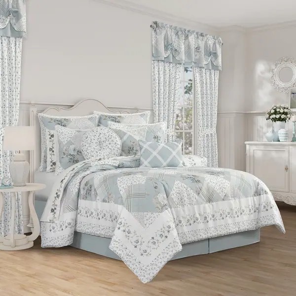 Bungalow Spa Comforter Set - Queen