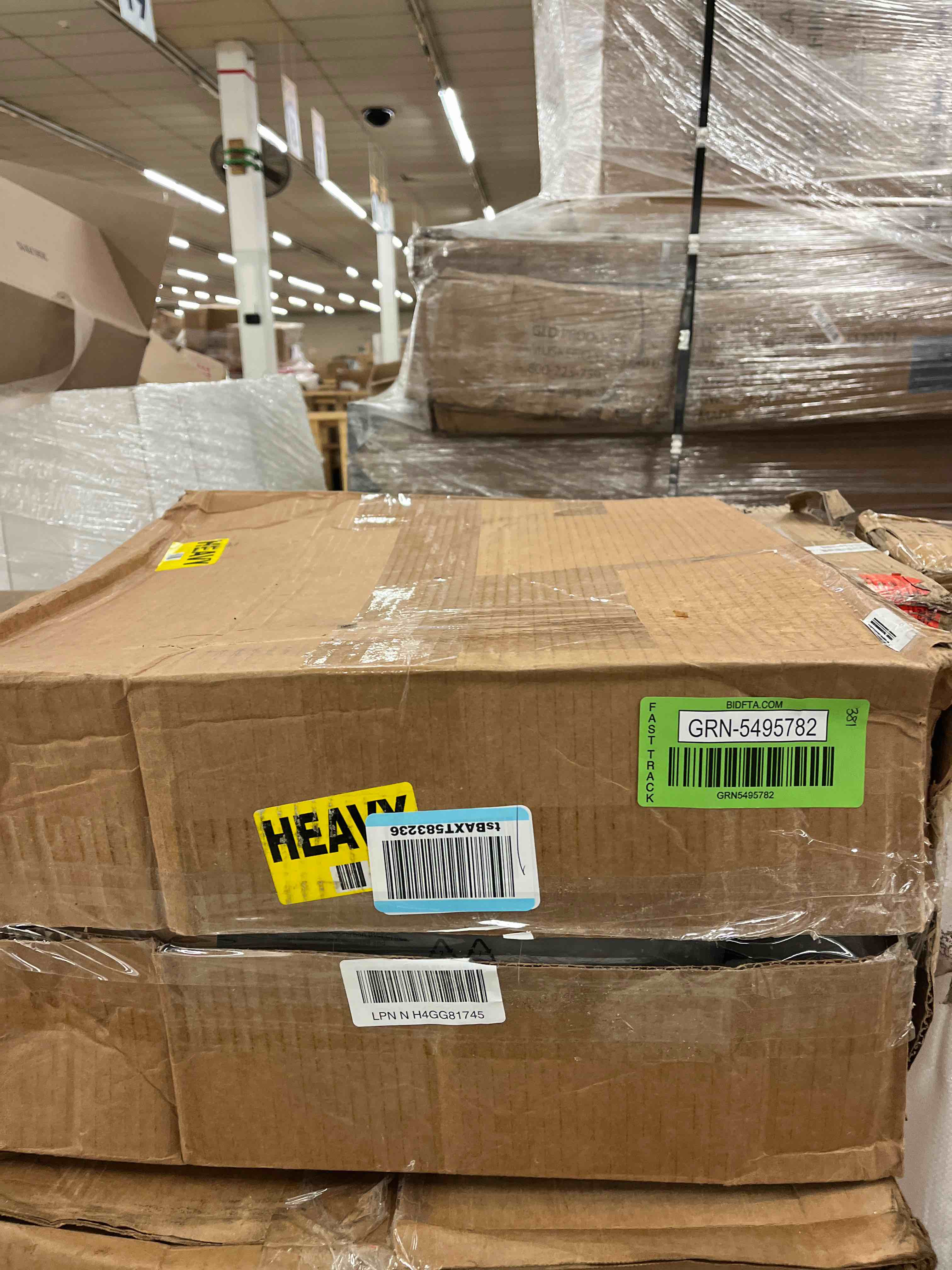 https://s3.amazonaws.com/lotting-images-prod/phillipi/GRN5495782_1734368214492.jpeg
