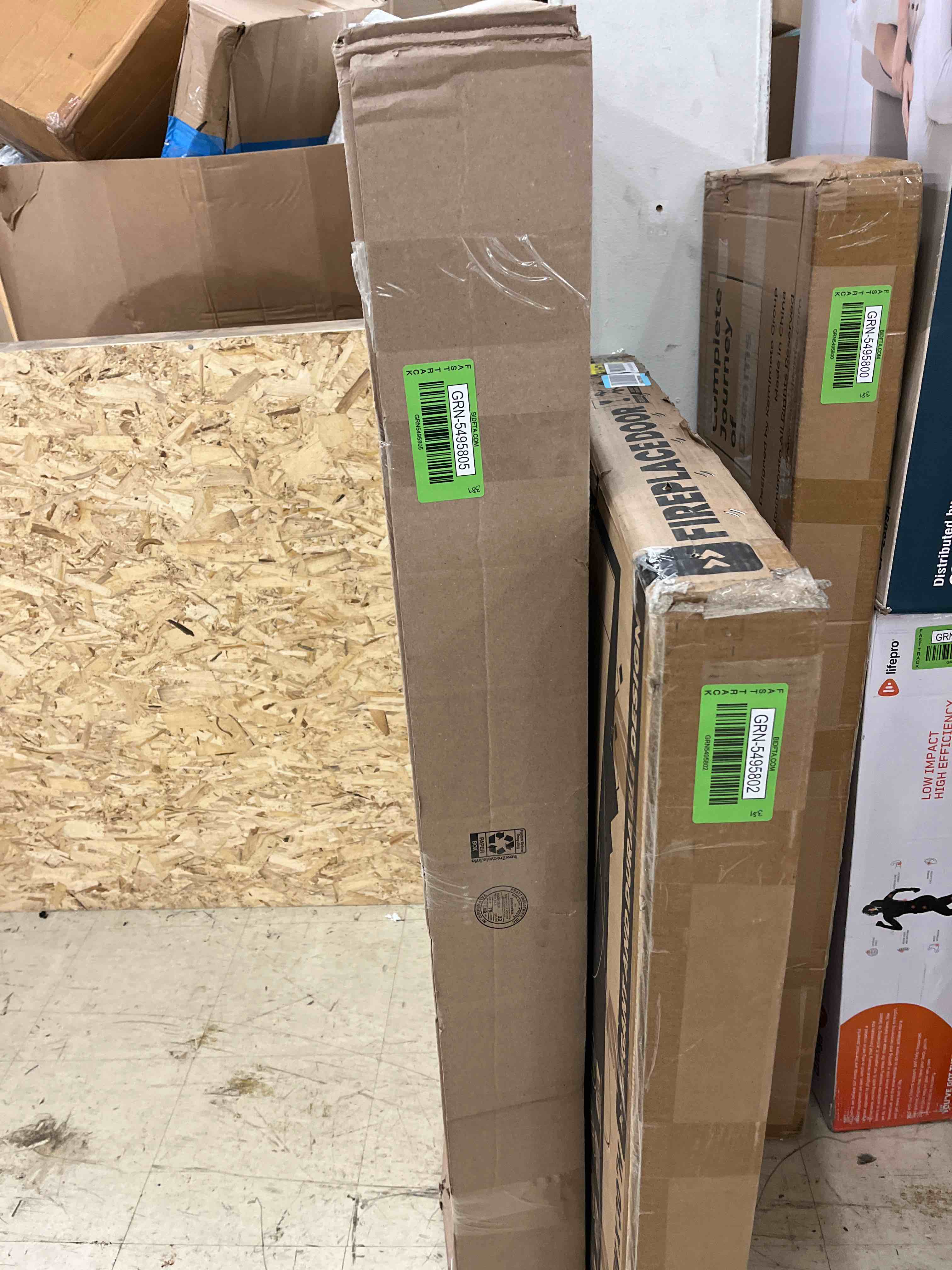 https://s3.amazonaws.com/lotting-images-prod/phillipi/GRN5495805_1734370782707.jpeg