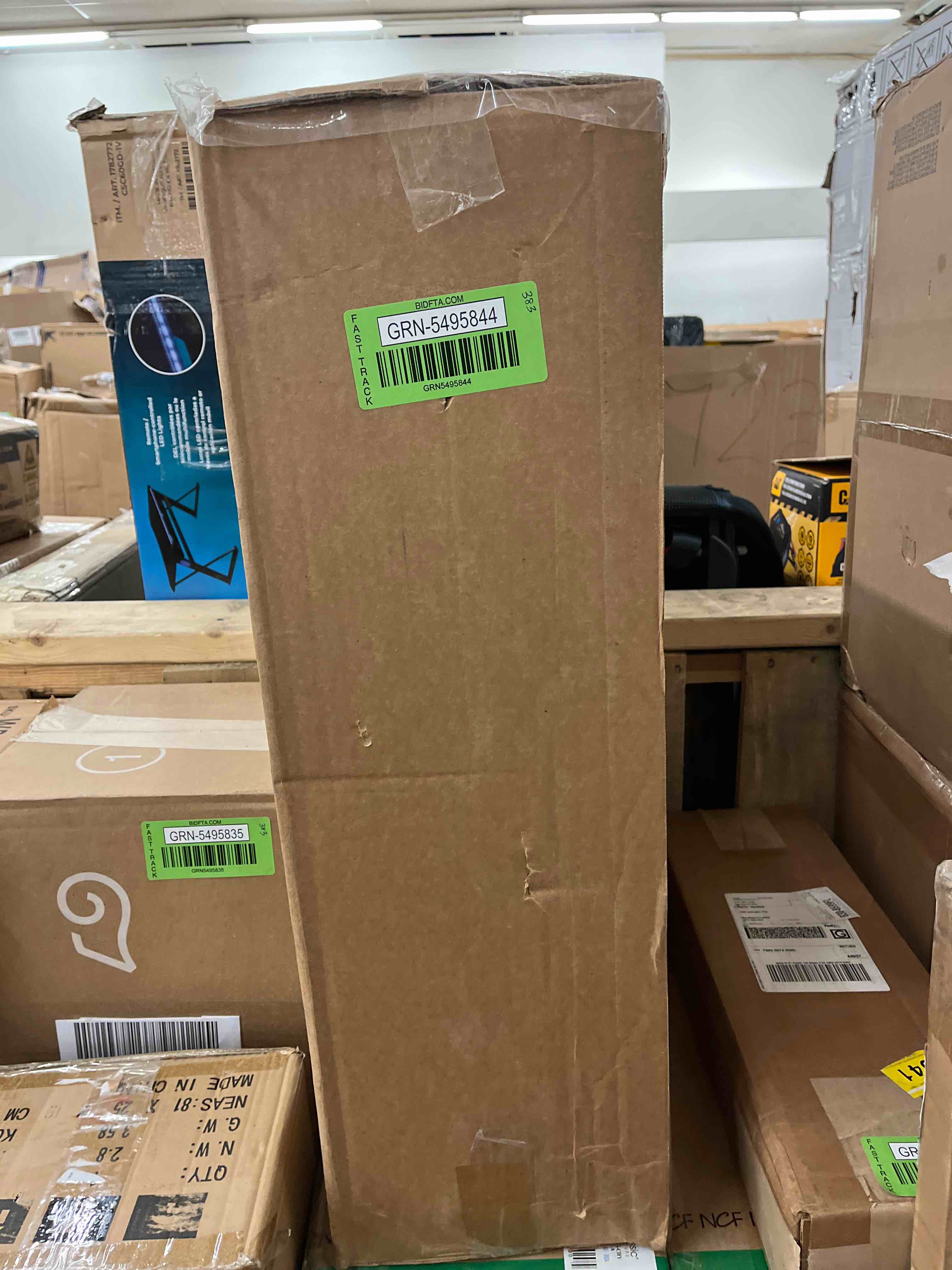 https://s3.amazonaws.com/lotting-images-prod/phillipi/GRN5495844_1734442953964.jpeg
