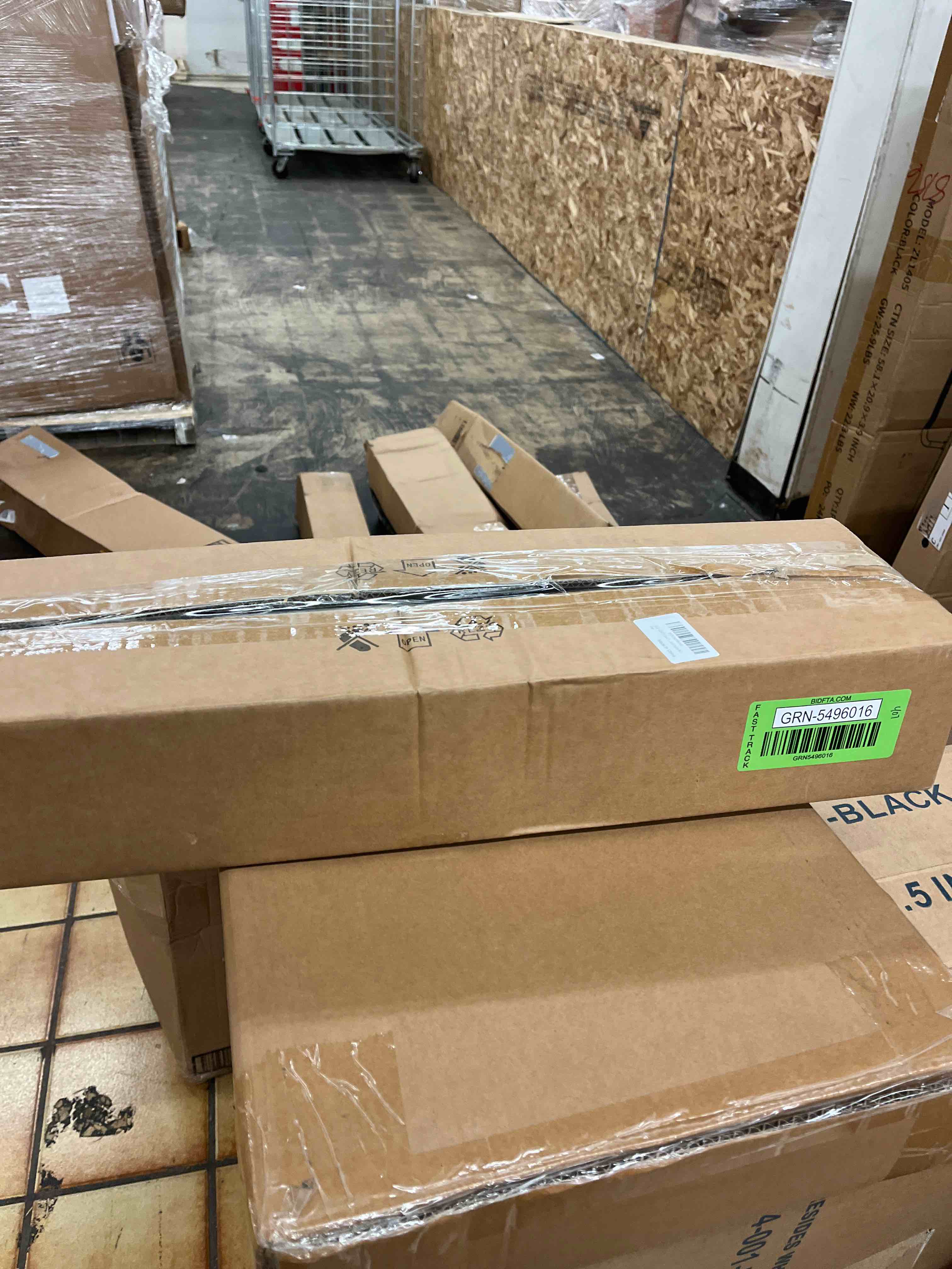 https://s3.amazonaws.com/lotting-images-prod/phillipi/GRN5496016_1734620919709.jpeg