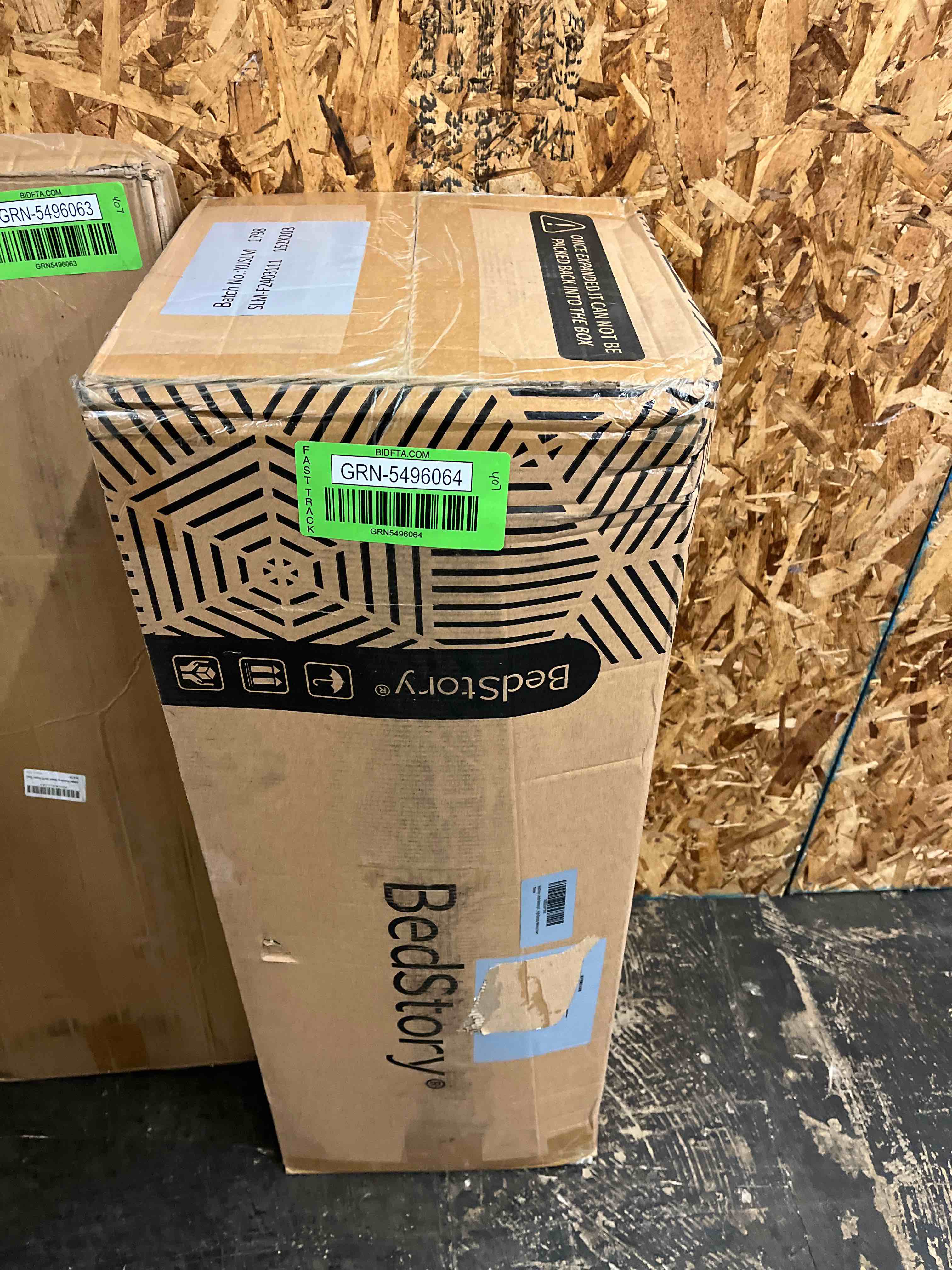 https://s3.amazonaws.com/lotting-images-prod/phillipi/GRN5496064_1734626778705.jpeg