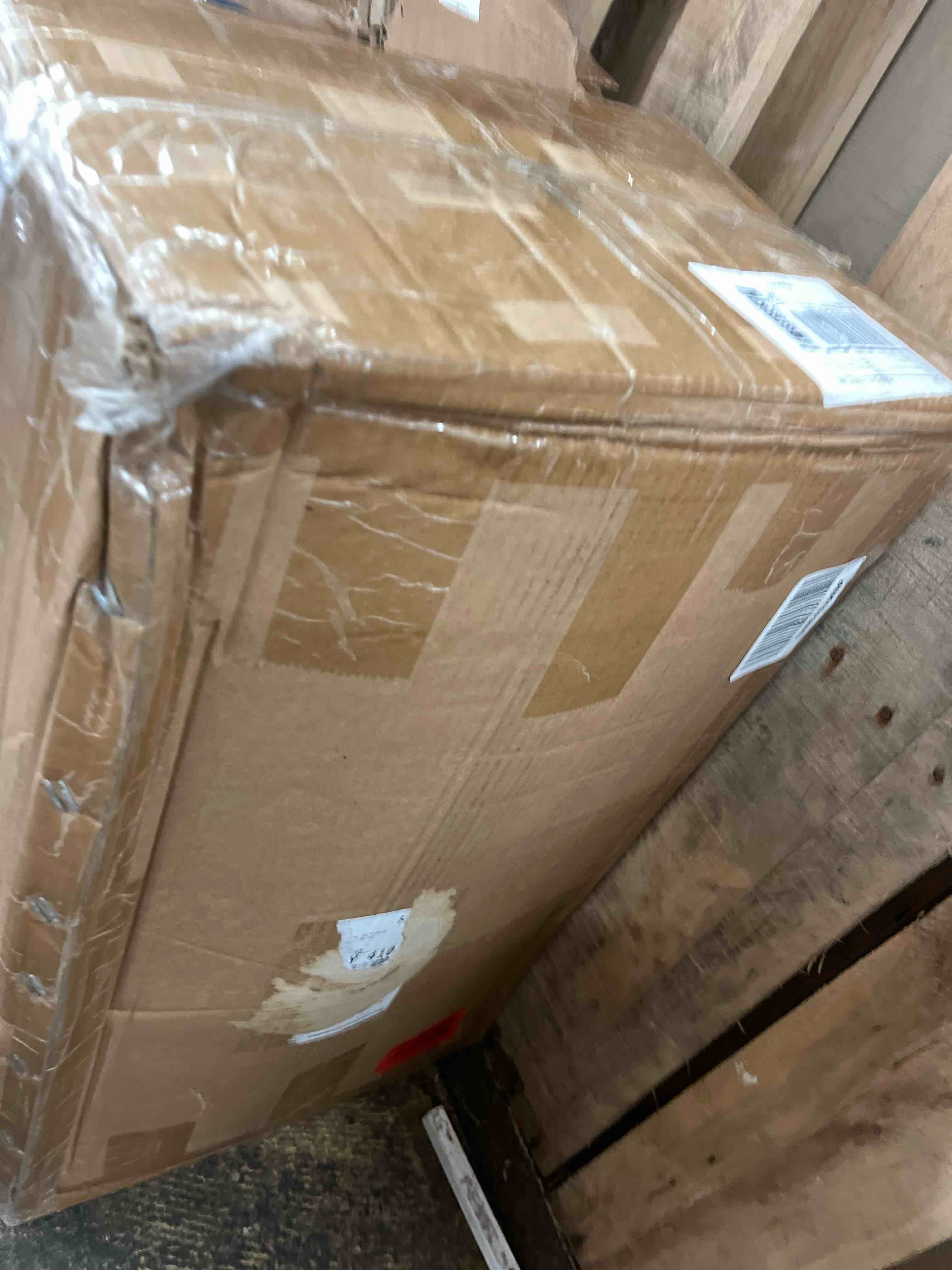 https://s3.amazonaws.com/lotting-images-prod/phillipi/GRN5496450_1745528807788.jpeg