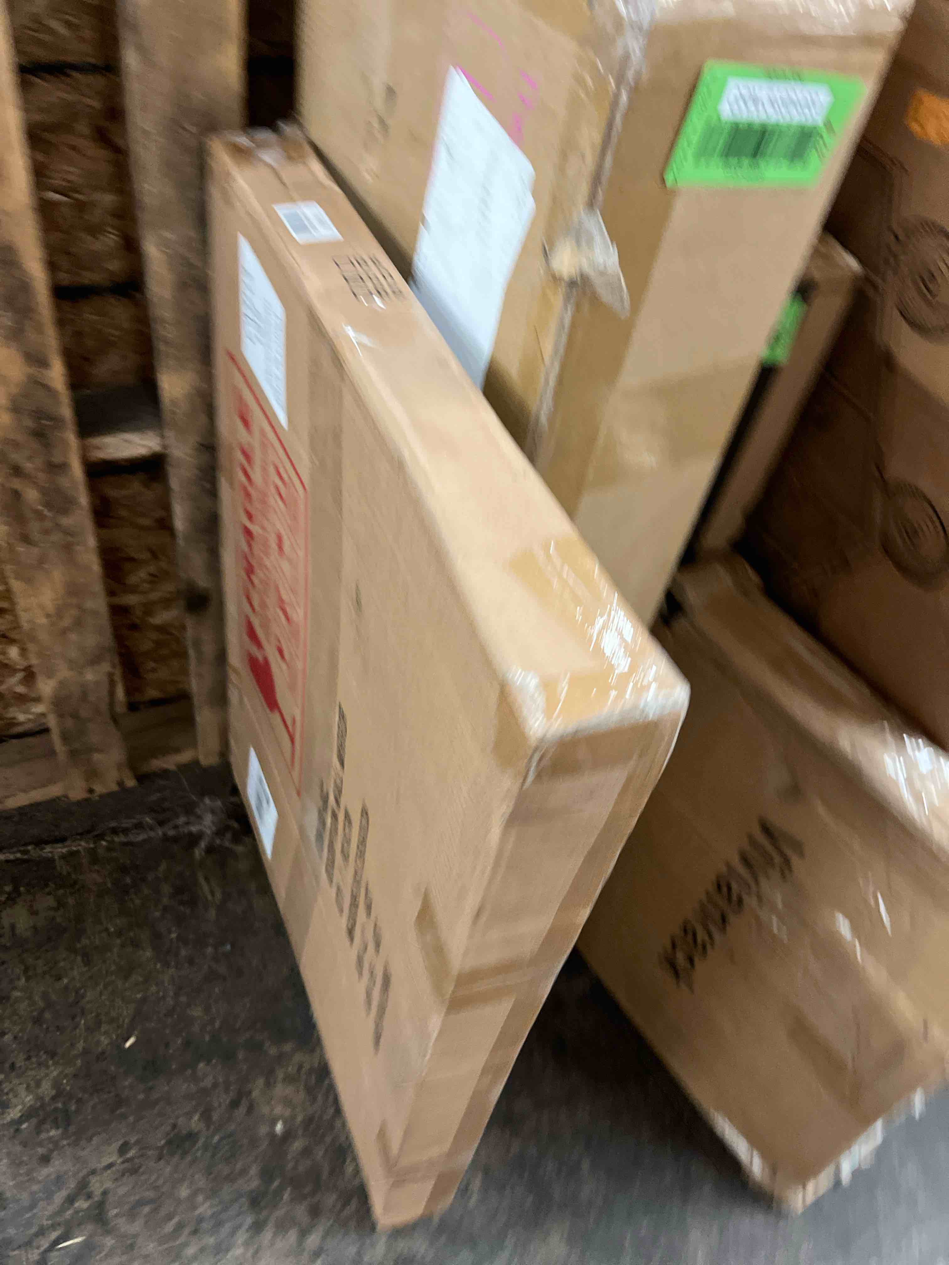 https://s3.amazonaws.com/lotting-images-prod/phillipi/GRN5496468_1745524935673.jpeg