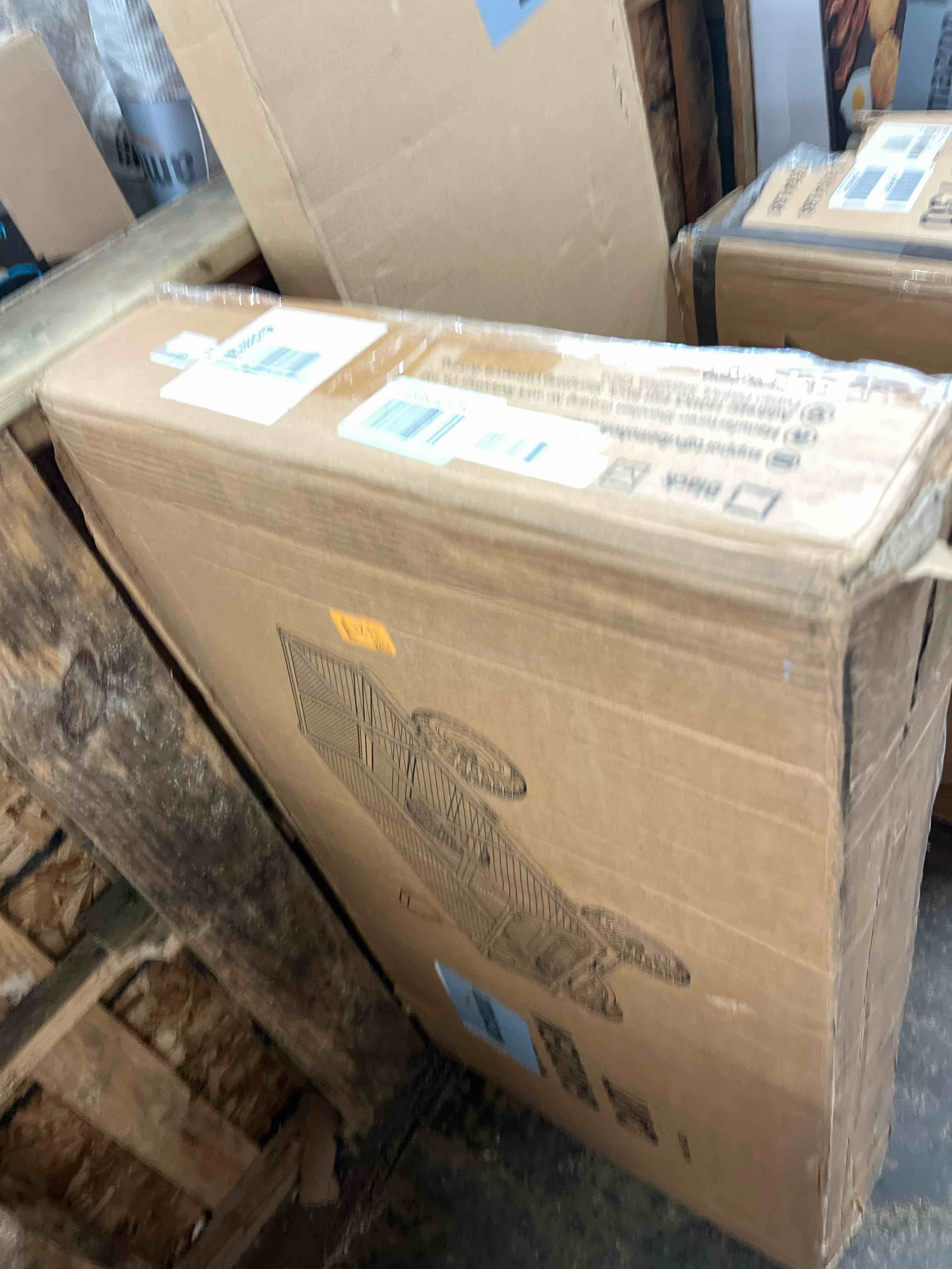 https://s3.amazonaws.com/lotting-images-prod/phillipi/GRN5496477_1745524150731.jpeg
