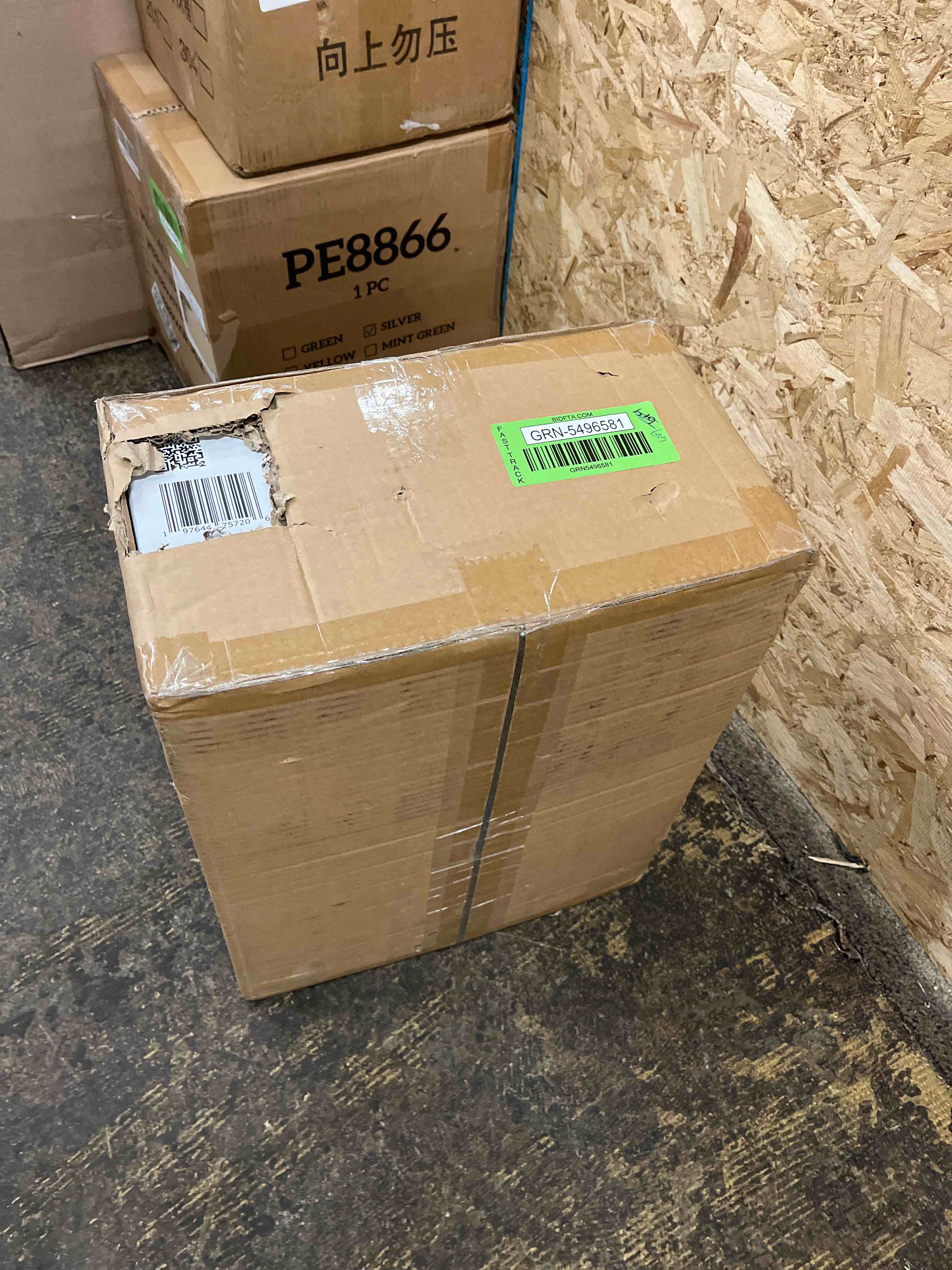 https://s3.amazonaws.com/lotting-images-prod/phillipi/GRN5496581_1746773394990.jpeg